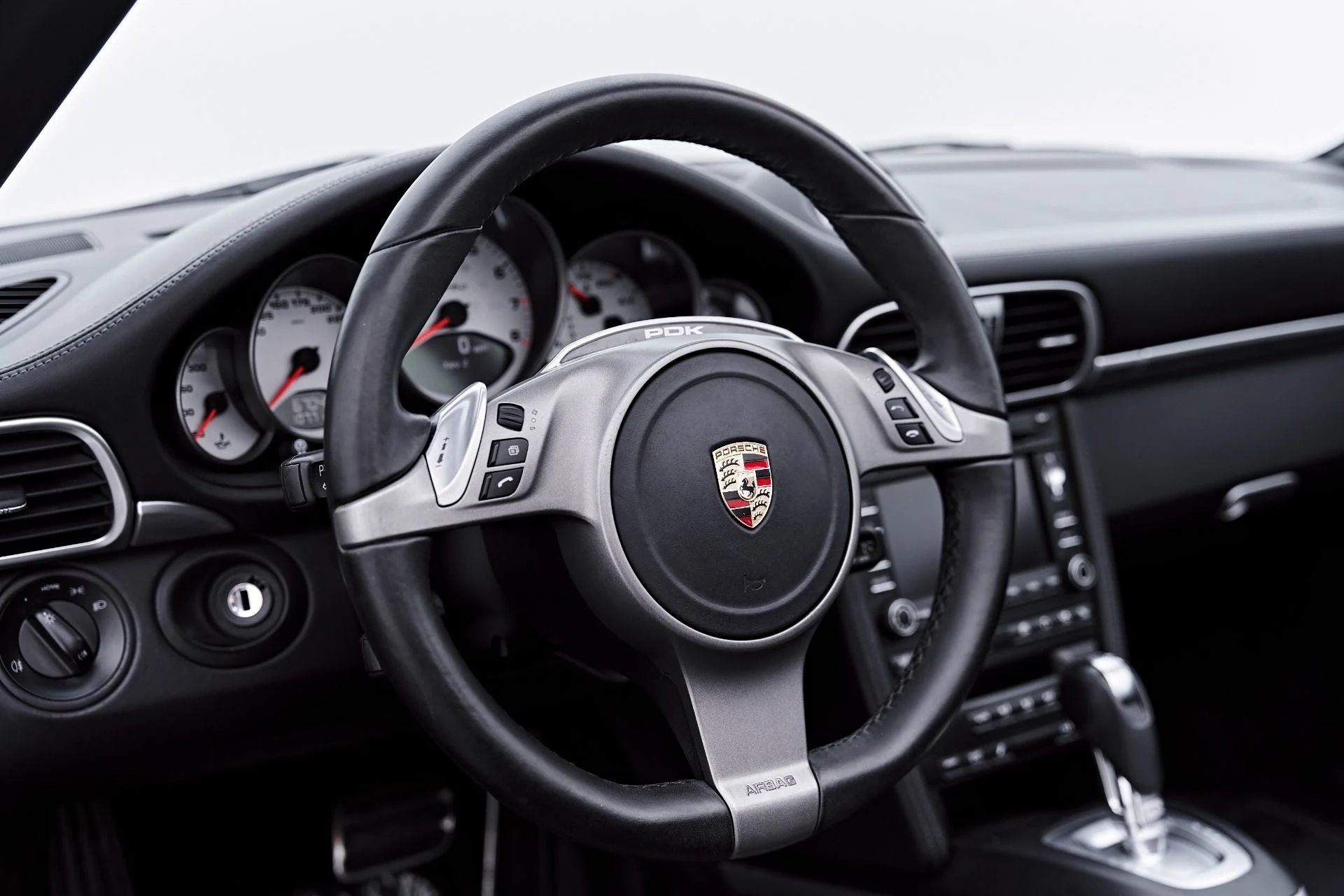 mph046_3670003455_Used_2010_Porsche_911_Turbo_1785431176_70b3e86b17