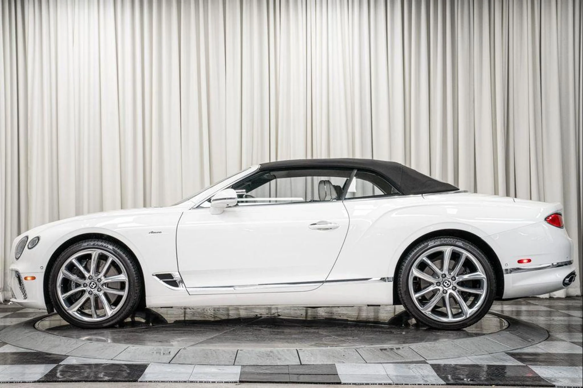 mph046_3704212284_w_Cb7_MT_r_Rrjy6_F_Dq10_M_Gv6_A1e_Sc_6e00b7a896