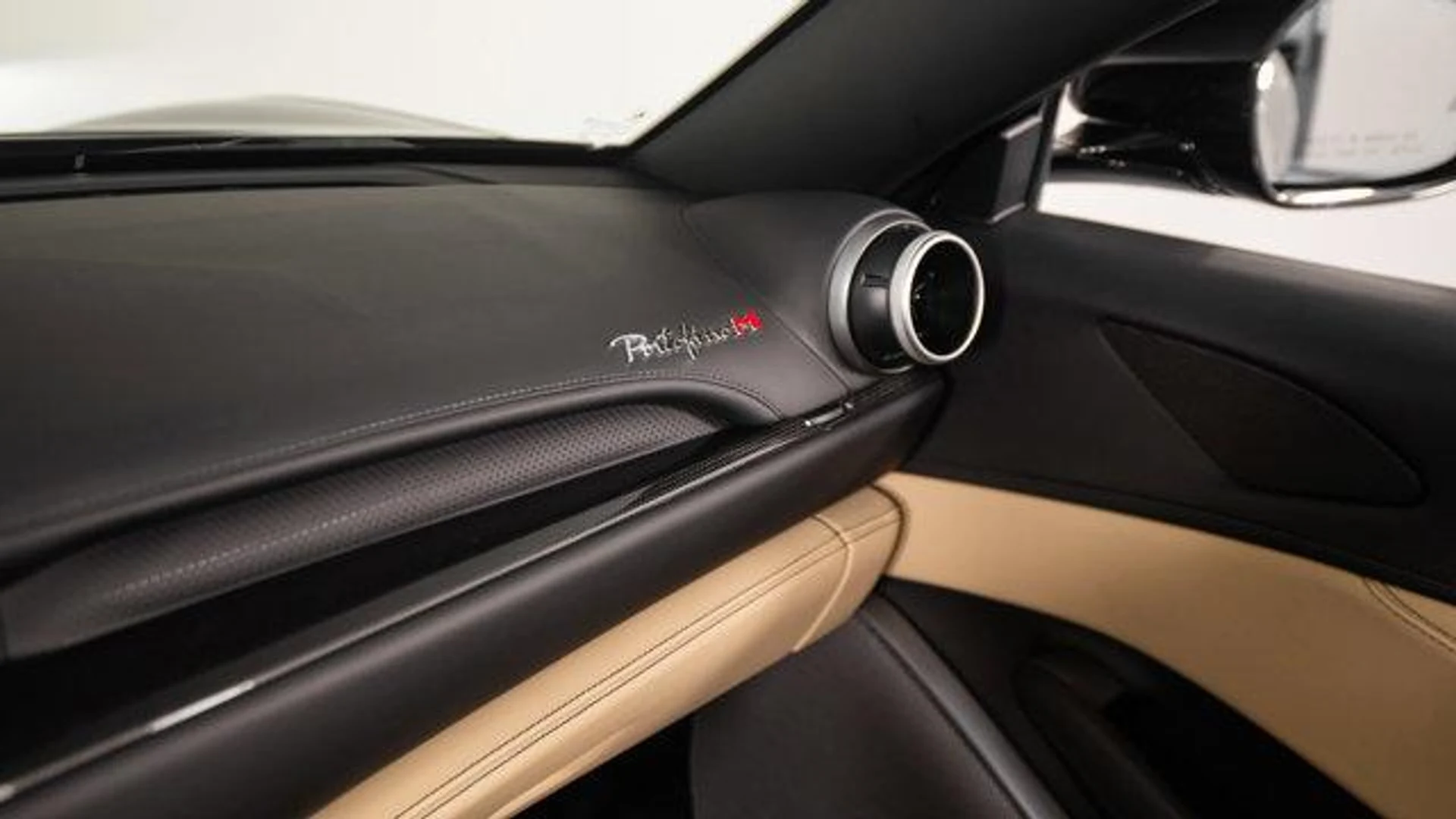 mph046_3704589638_CXER_0_SD_Qa_Ai_TM_7b_F_Cy_Gah_P_Tf_FVY_ae9b7a8a1c