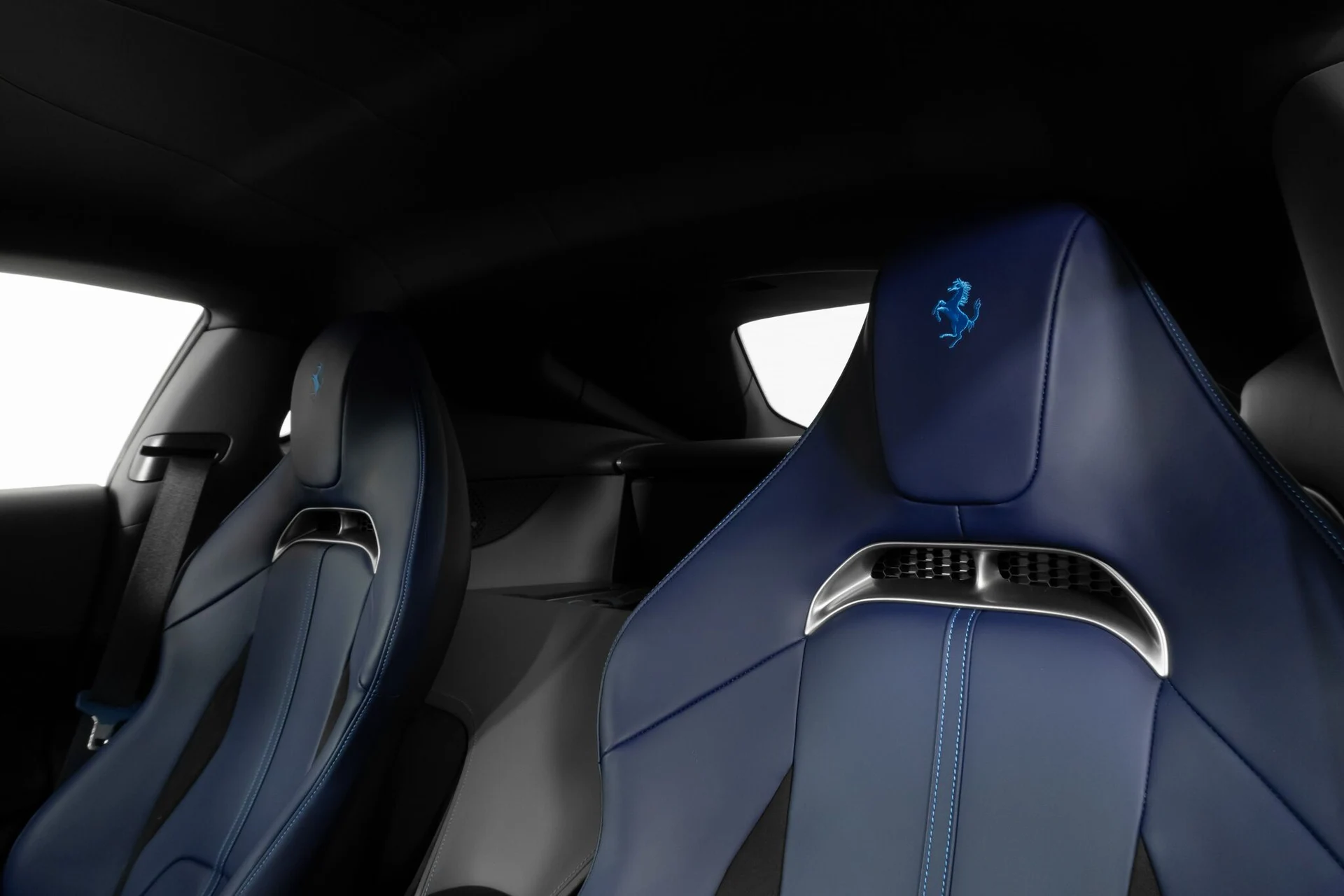 mph046_3712885386_2db874709c4990f7689b31d84f6f879b_9915f1167b