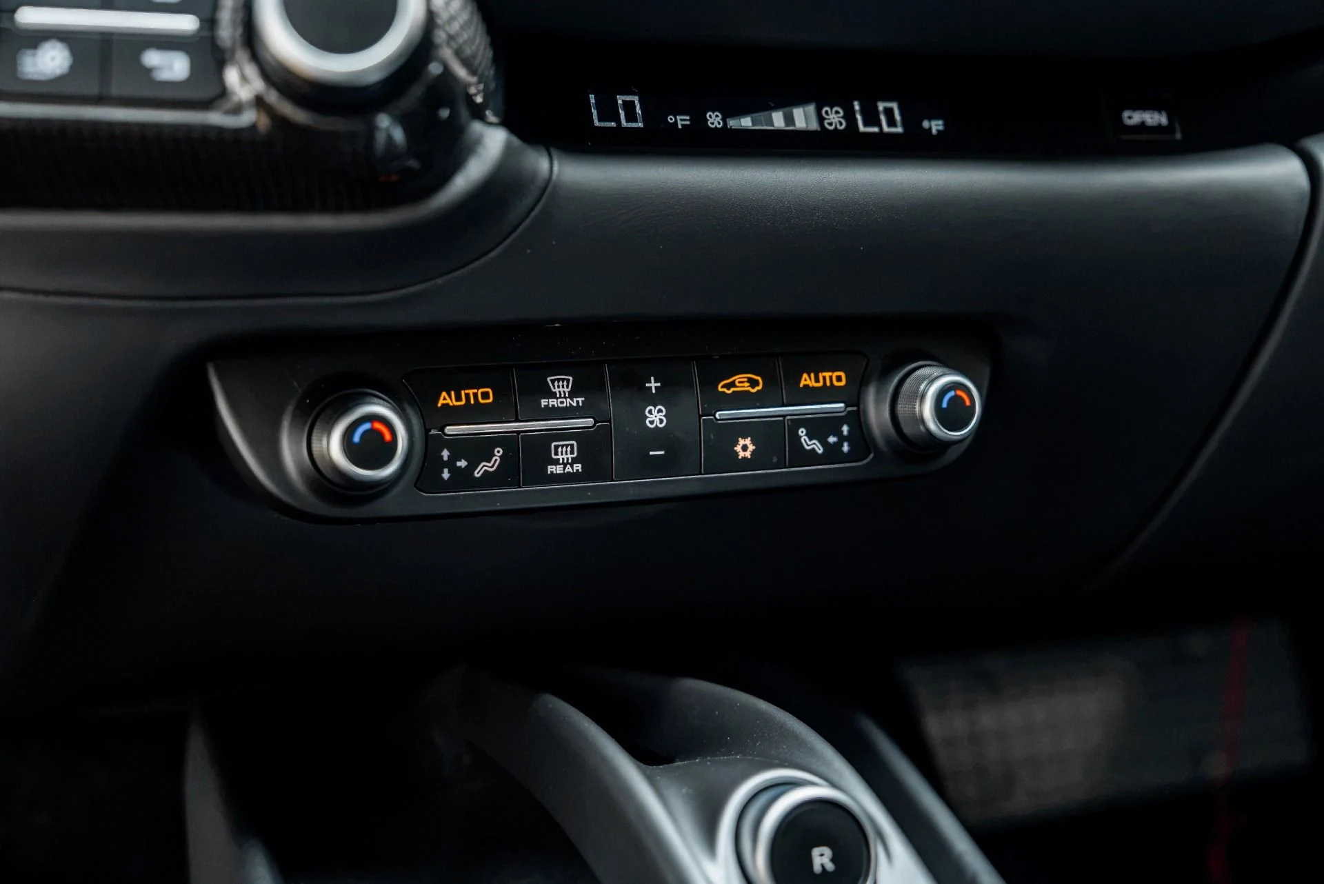 mph046_3717247277_Used_2019_Ferrari_812_Superfast_1784241762_eefd8a8308