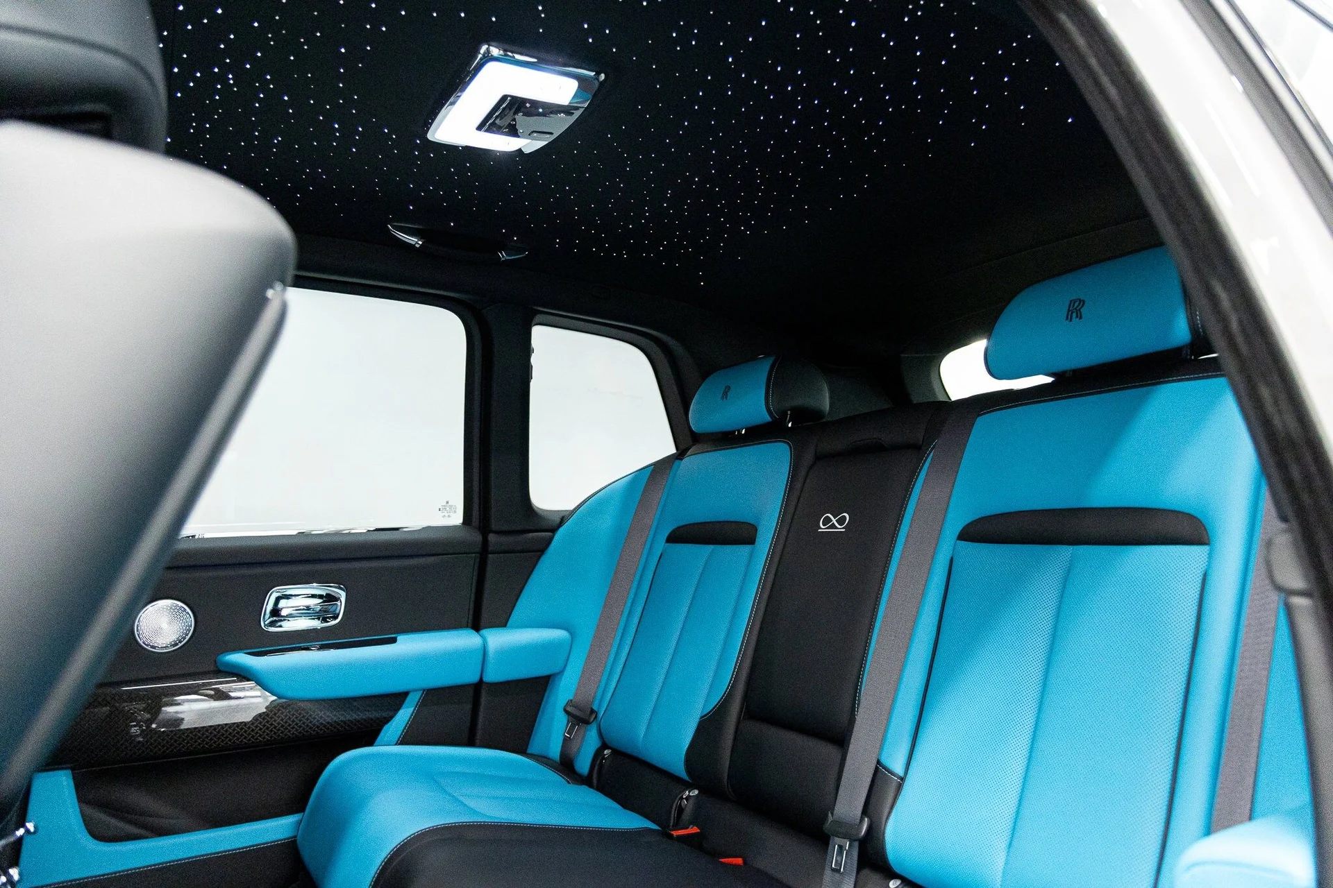 mph046_3726561216_85689fa91f9e3772d333482dc07f3f10x_fc7254963f