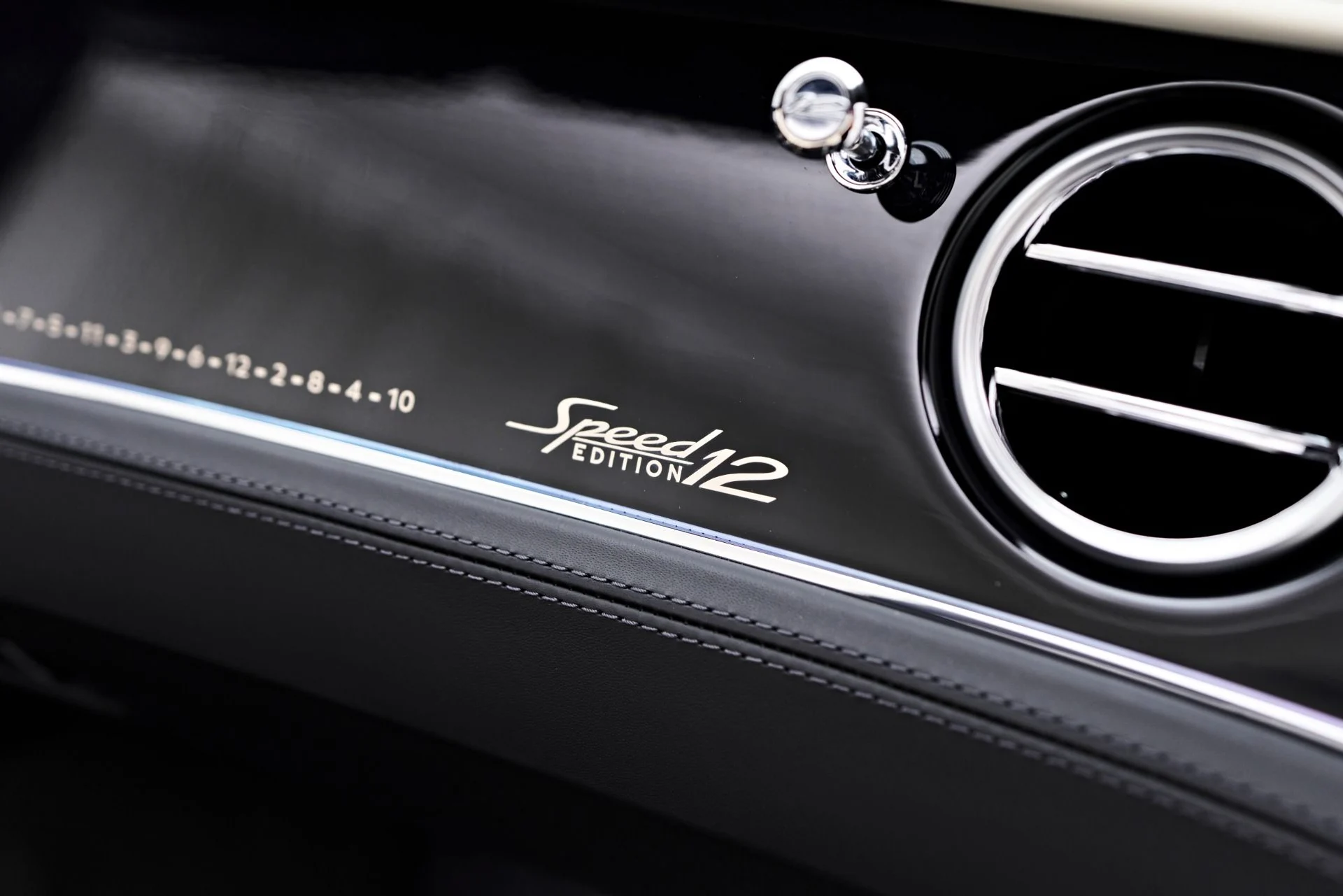 mph046_3756530913_Used_2024_Bentley_Continental_GT_Speed_1758316088_10d764364d