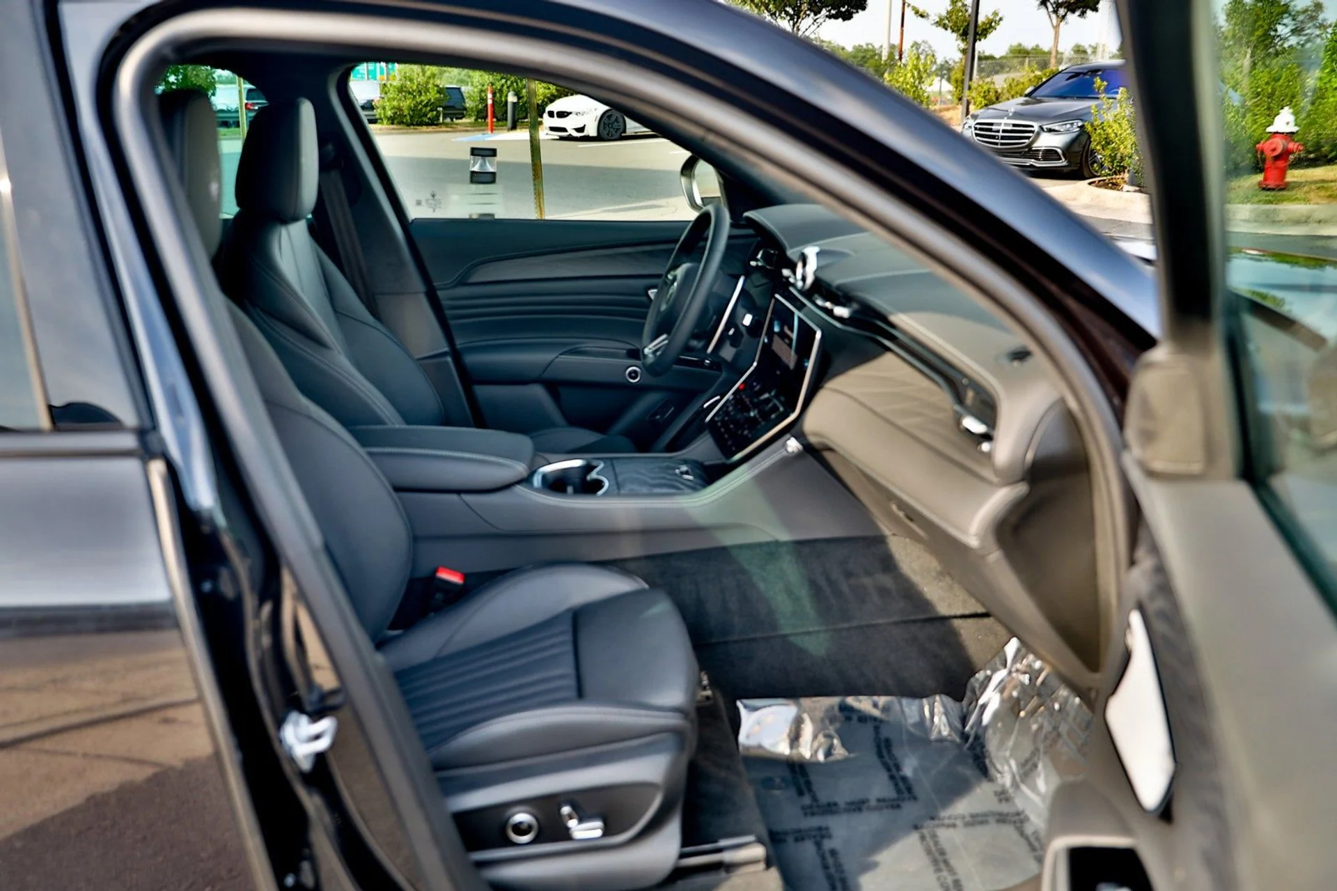 mph046_375966845_3b998634c0f2449288fe10f13cc54d16_3b5f6d22a4