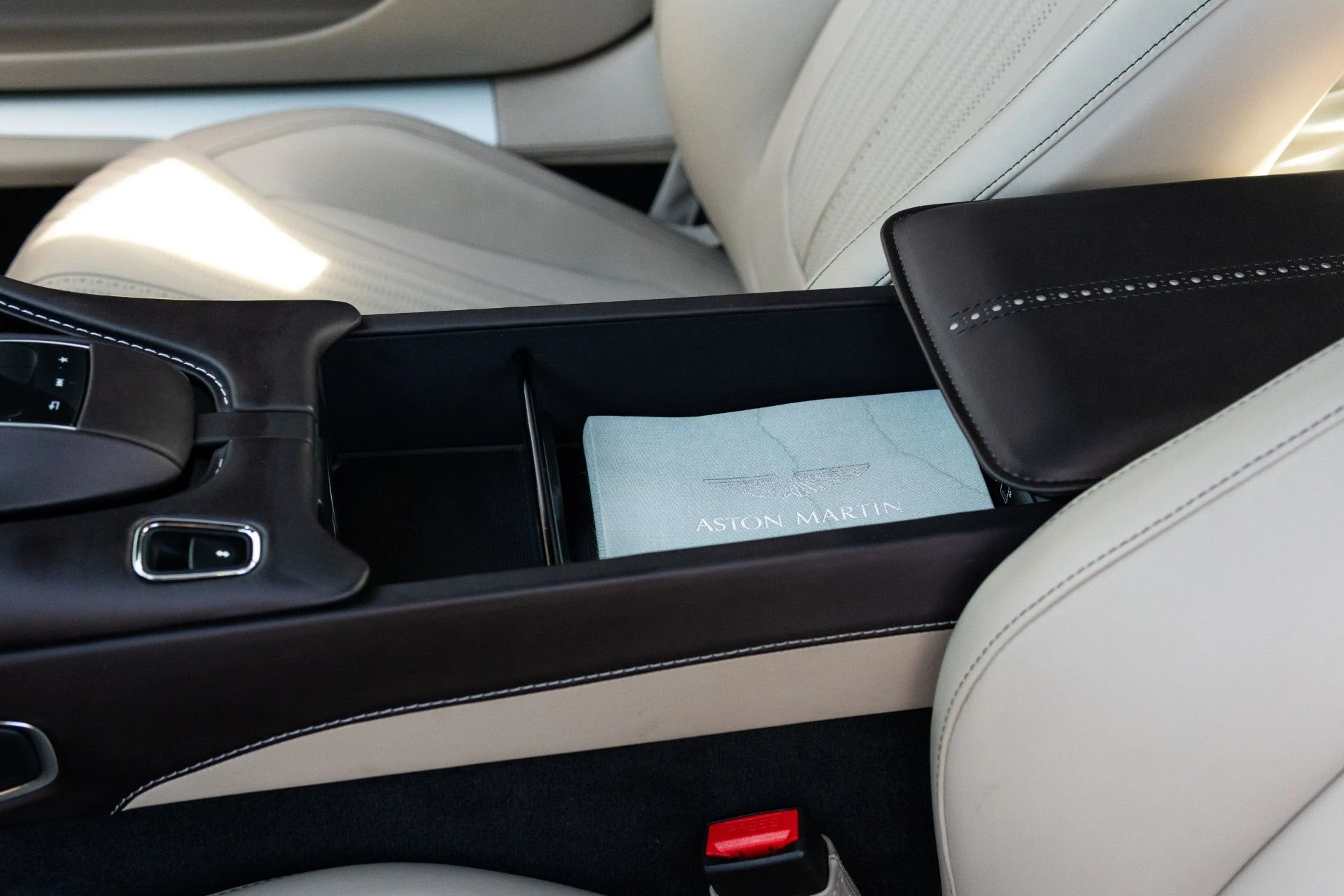 mph046_3768771330_Used_2023_Aston_Martin_DB_11_V8_1765580220_2e92ba4ad8