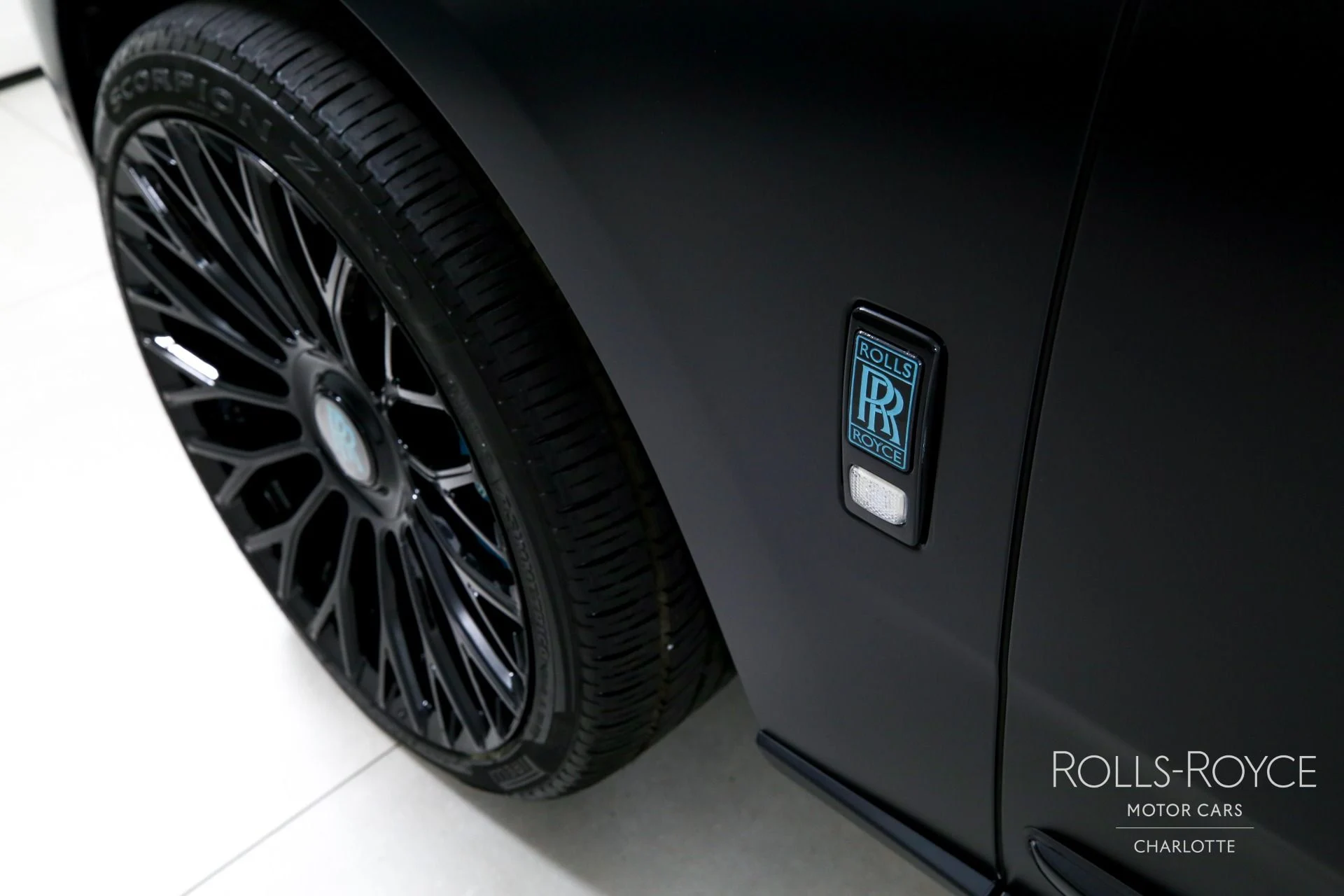 mph046_3771547732_Used_2024_Rolls_Royce_Cullinan_1789421312_0436e13d62