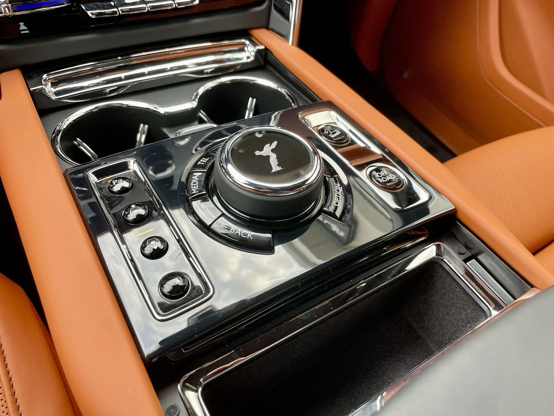 mph046_3827225773_ef0cba199d8e331a7e1233f2012bdd69x_6b77fd64af