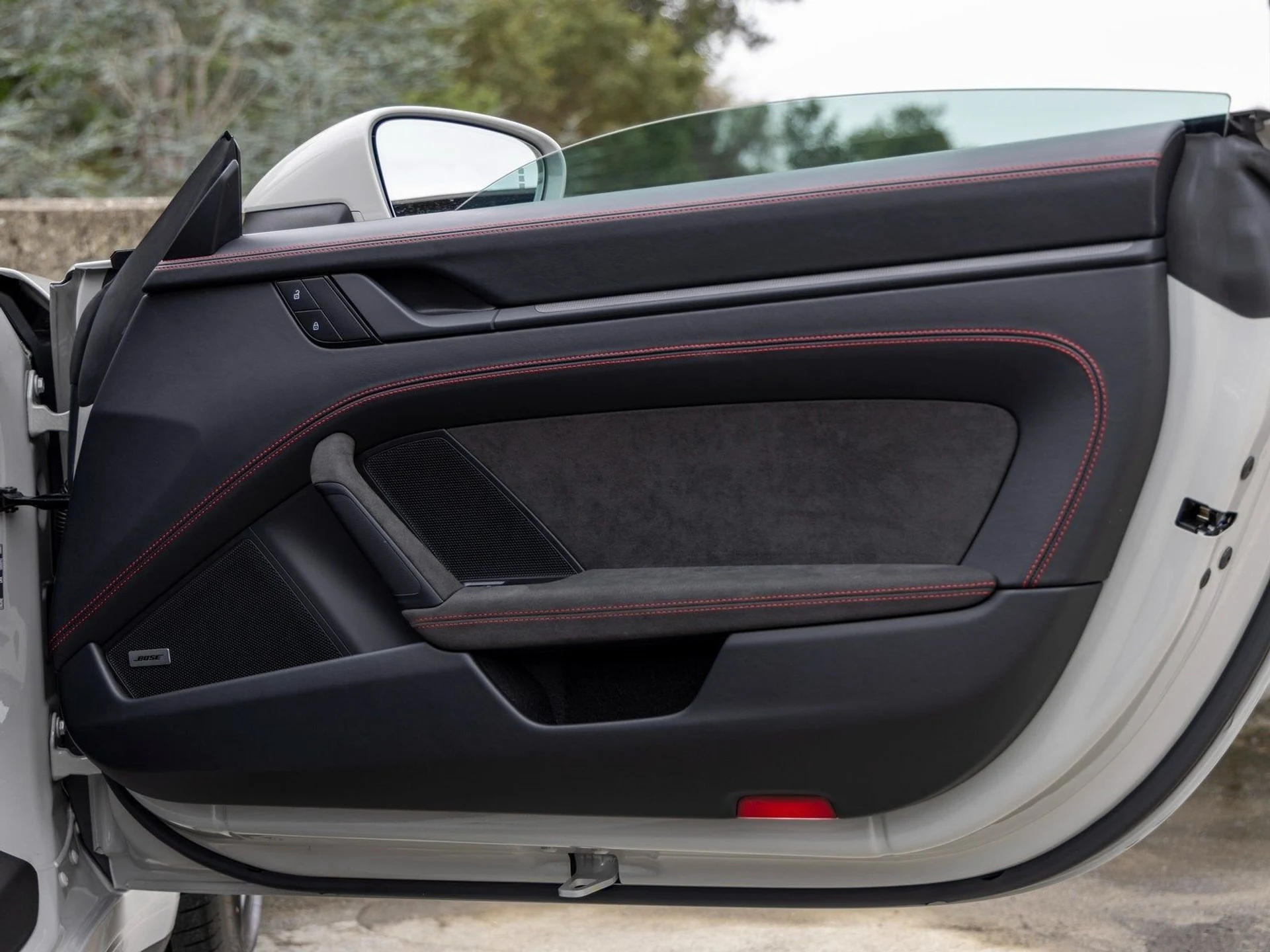 mph046_3868692764_47_3570c8ce24