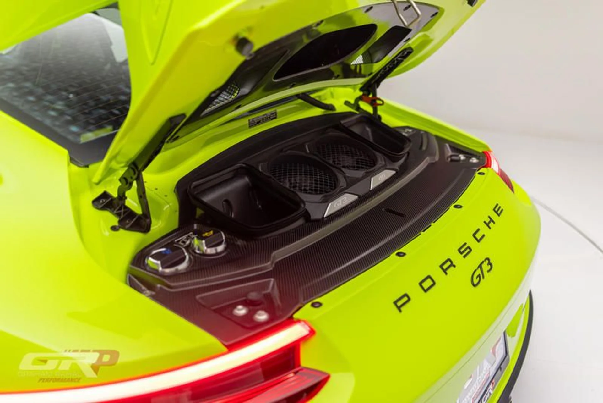 mph046_3896198392_27958396_EB_02_48_B4_A776_FCC_5882_BABA_1_e525bdd7d9