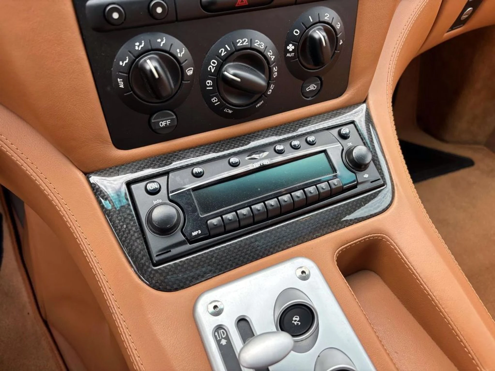 mph046_3939036866_490873ebf46a4b3f8e85bc012aa28311x_4d47e19aab