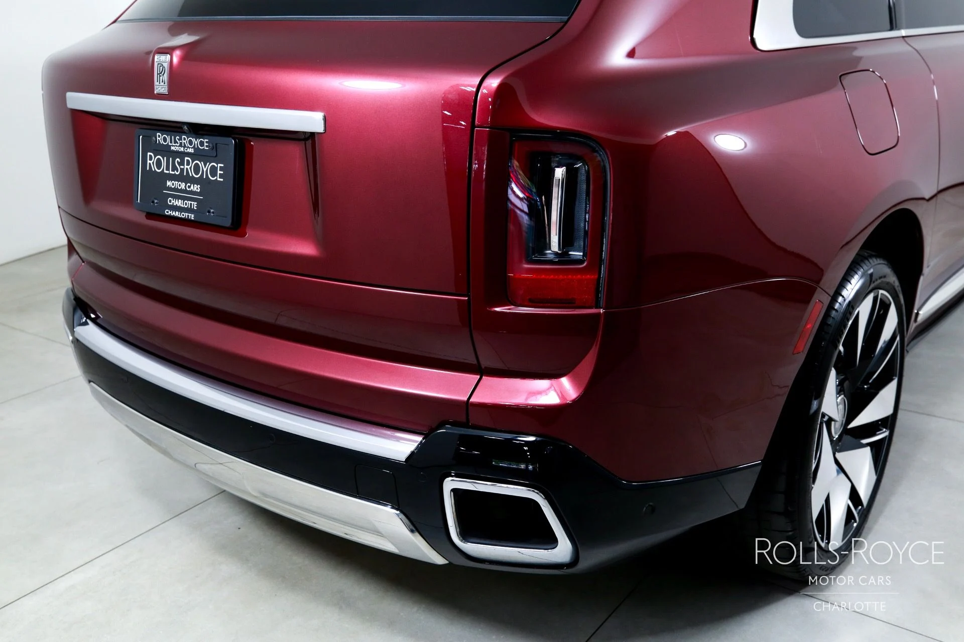 mph046_3943186962_Used_2025_Rolls_Royce_Cullinan_1757533758_54882325a8