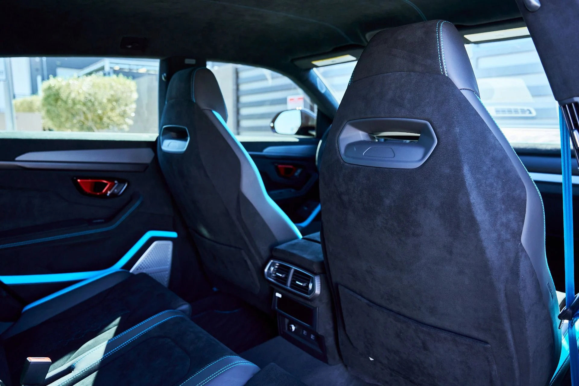 mph046_3950557274_Used_2024_Lamborghini_Urus_Performante_1773367149_49e7db53e9