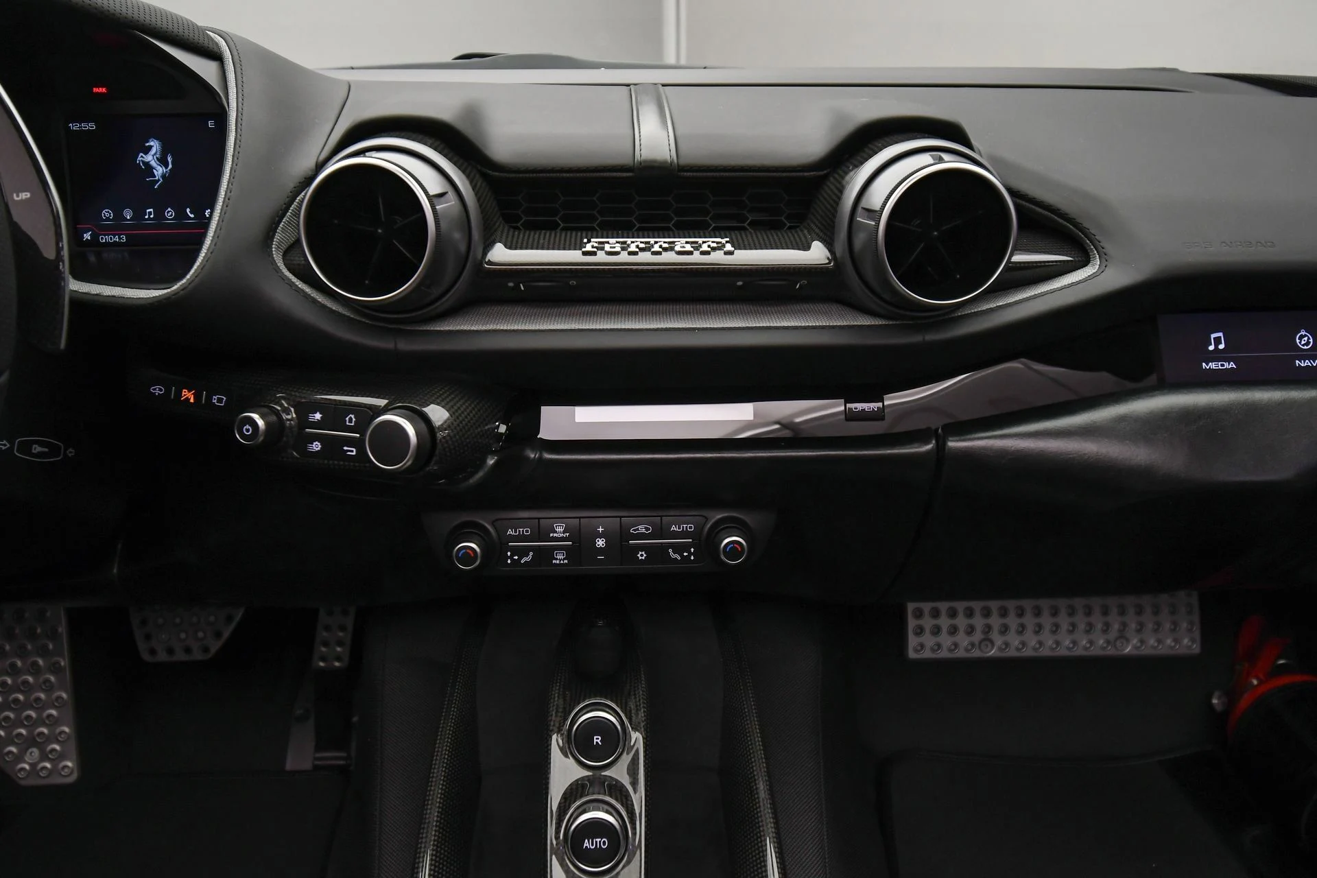 mph046_3969045164_74e41aa03d6b4cf59a33cdbced8123aa_d142b8f059