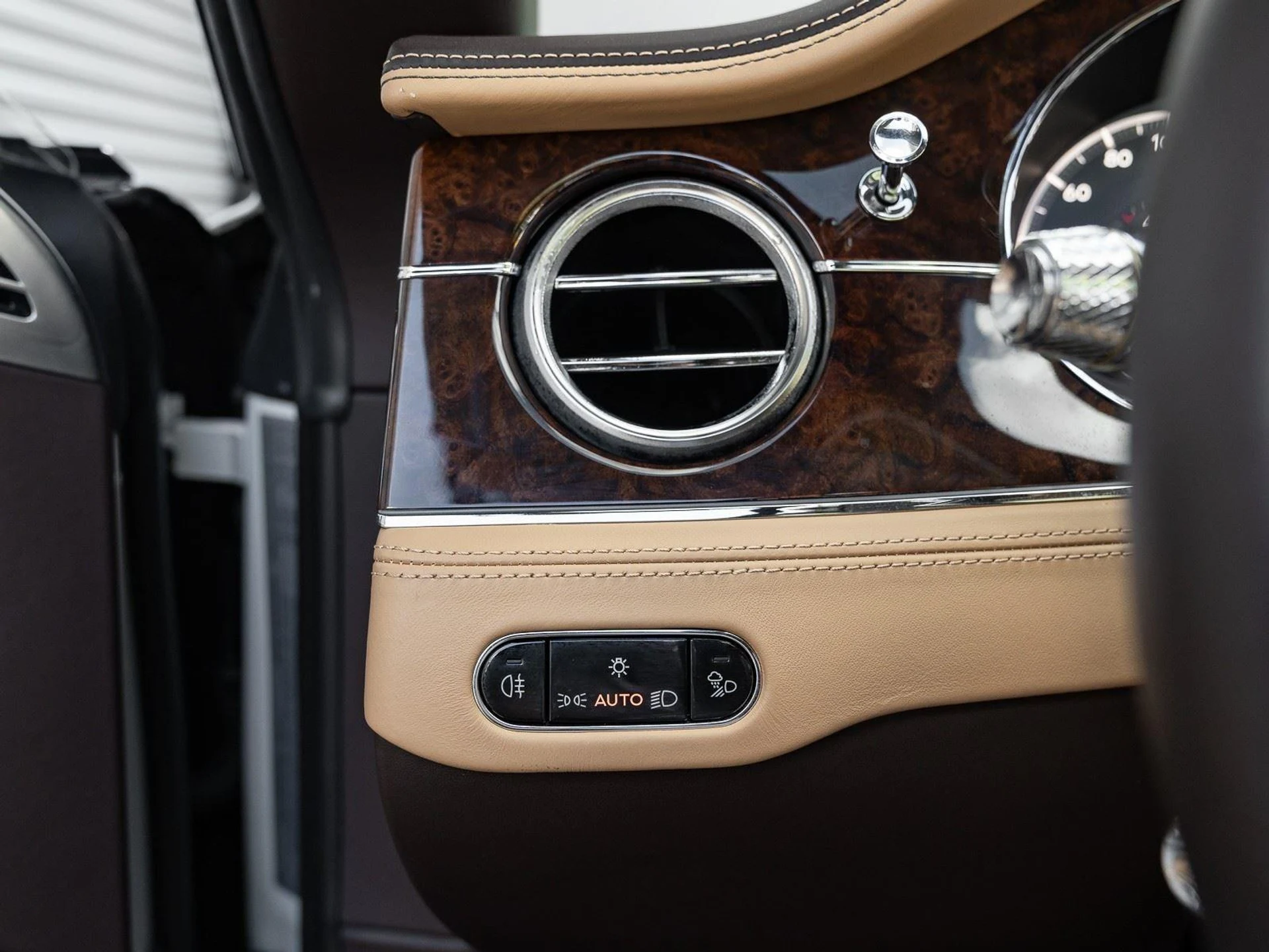 mph046_3976026130_Used_2020_Bentley_Continental_GT_V8_1773864450_8dec6e4203