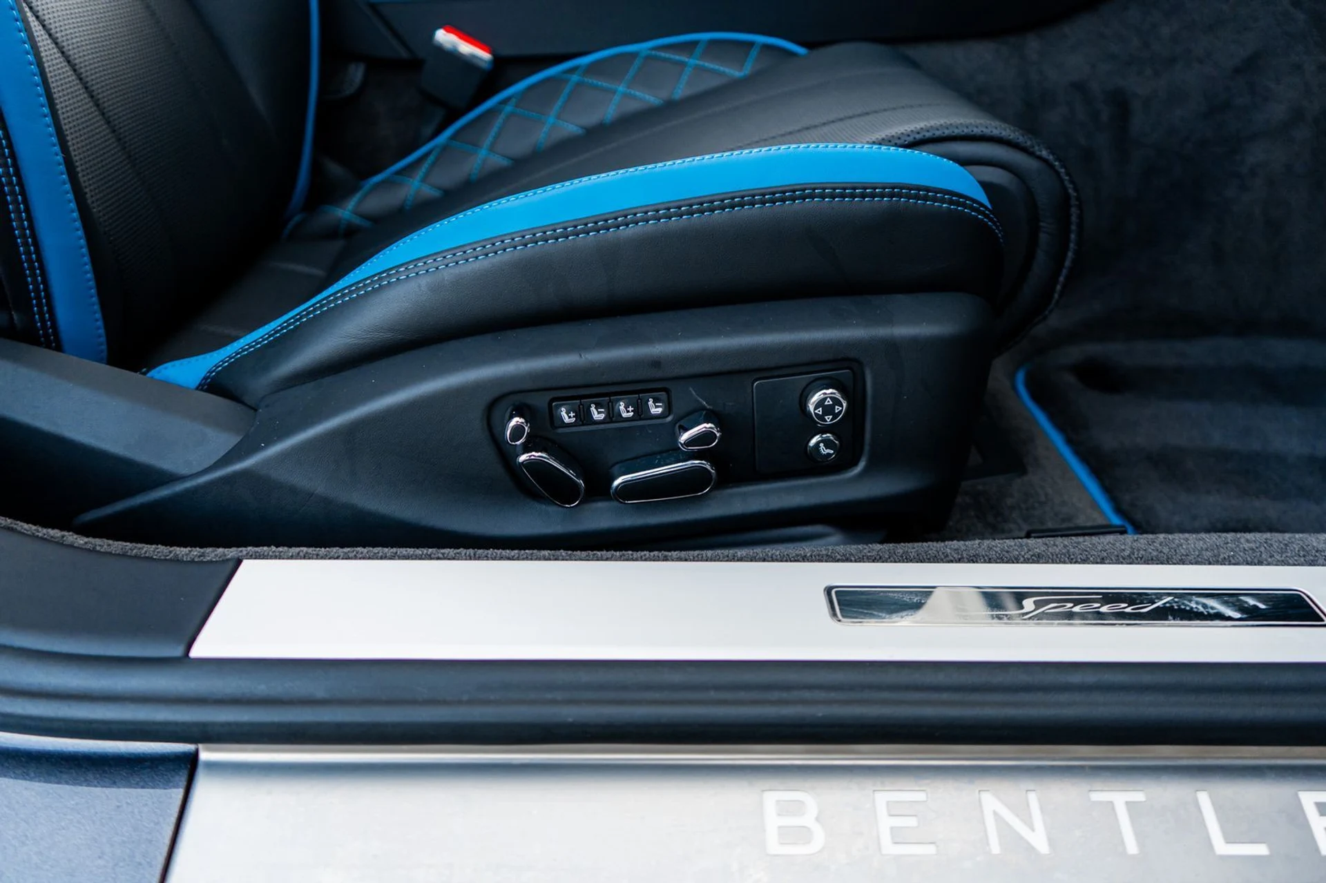 mph046_3986932430_1853577b_3cc0_4660_adea_441111bf6dc5_3e62aea95c