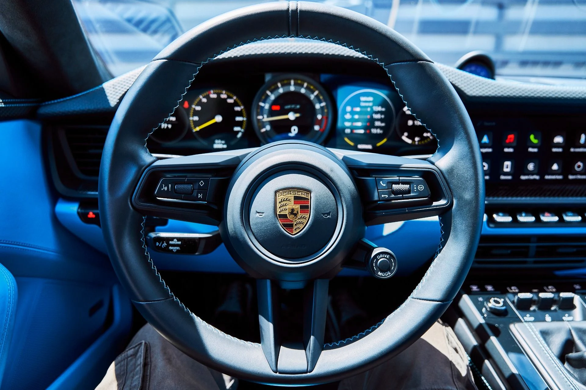 mph046_3995832237_Used_2022_Porsche_911_GT_3_1778712573_f3797e62ab