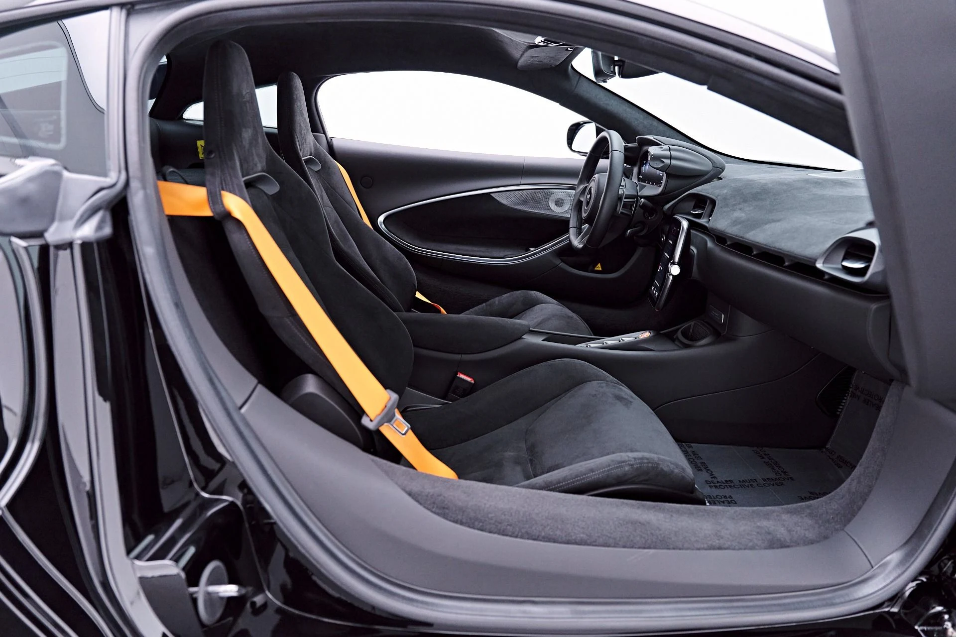 mph046_4007260824_Used_2026_Mc_Laren_Artura_Vision_1777507504_c6724e413c