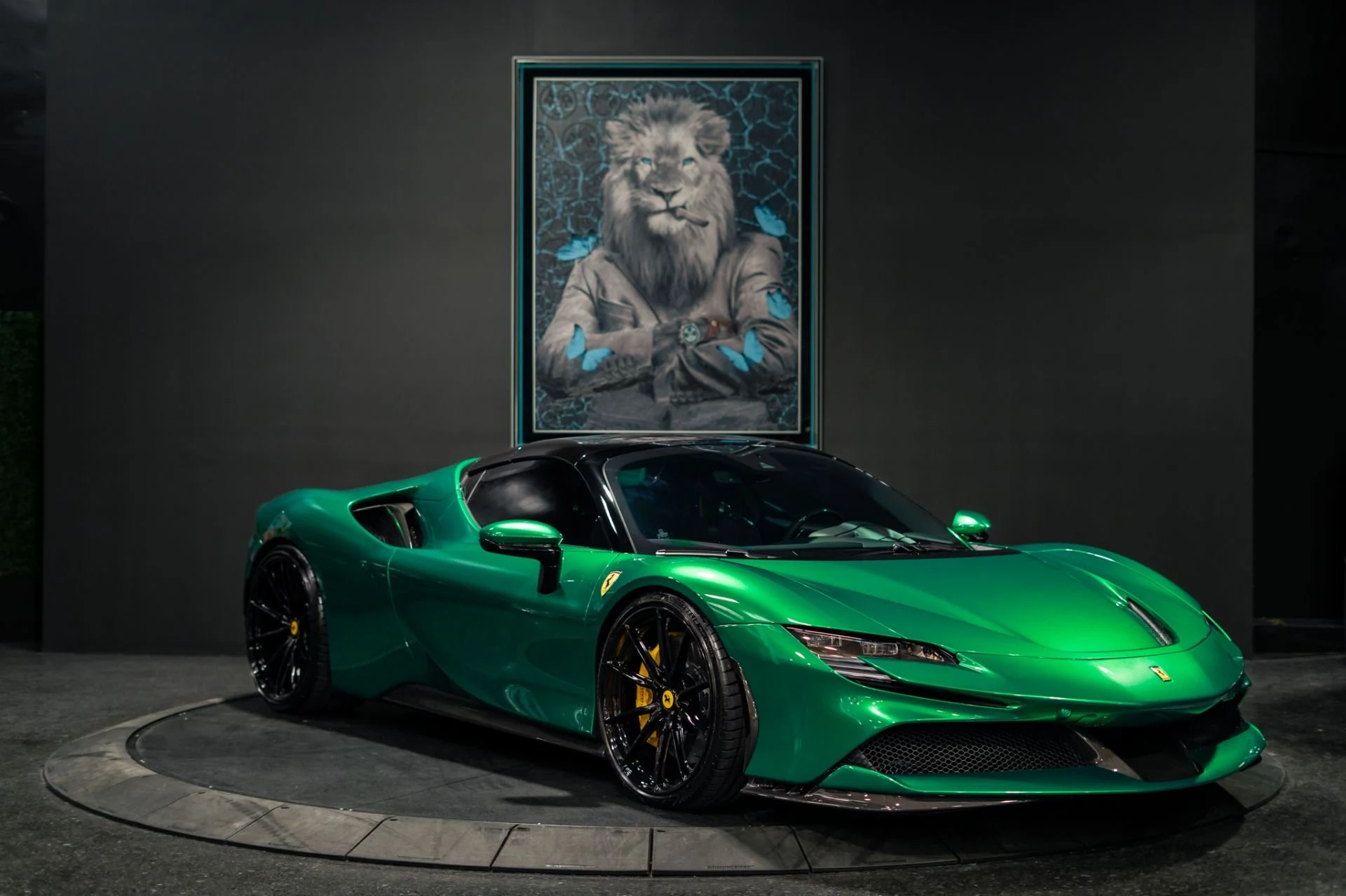 mph046_4018397536_Used_2024_Ferrari_SF_90_Spider_Extra_Campionario_Green_Jewel_711842_MSRP_1784911188_16a71062b9