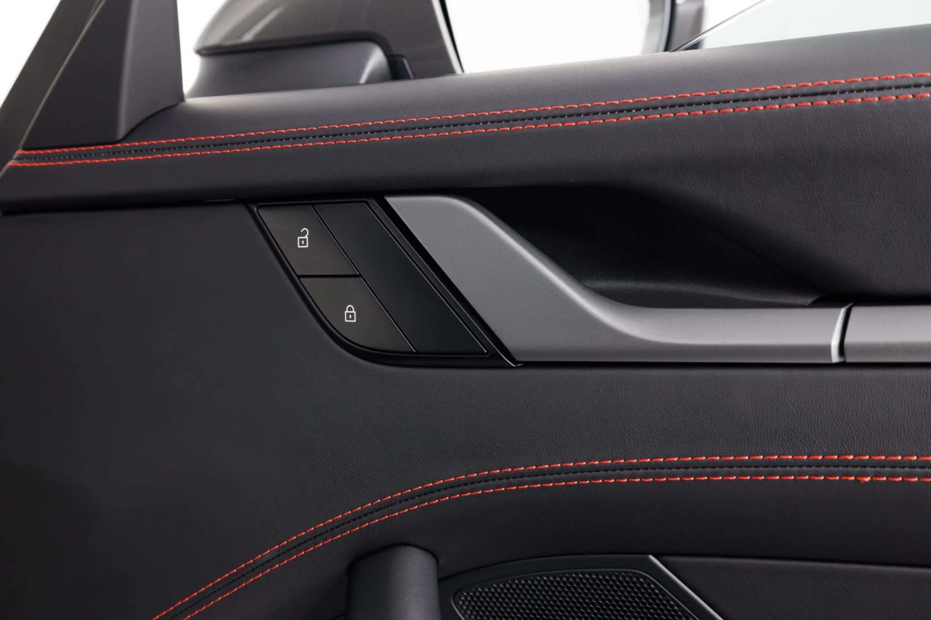 mph046_4032479197_Used_2024_Porsche_911_Carrera_4_S_1773868767_5f7bccdd8a