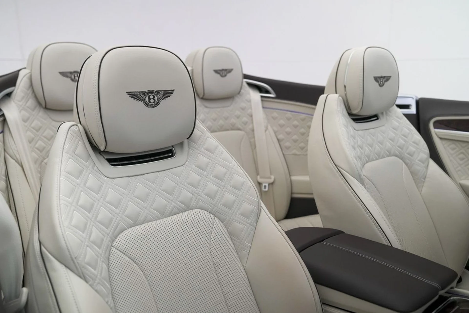 mph046_4081642570_t8koait92gfa9dxa3bi6afjygf9t_ada692c452