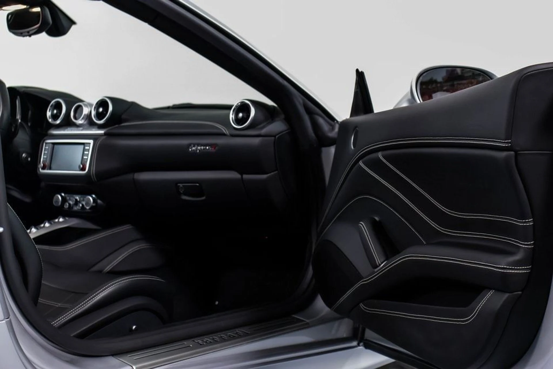 mph046_4082044045_33a45199ddcc34c06915631ef4d5c523x_deeeab1f3a