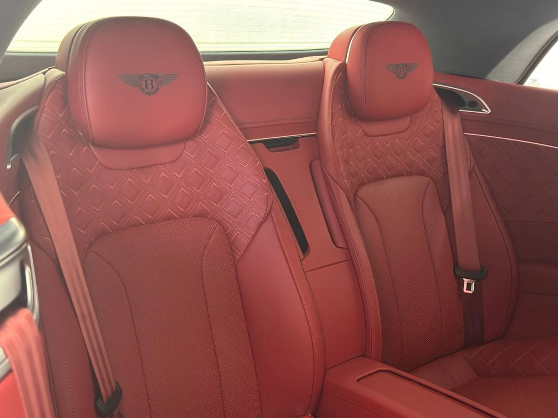 mph046_4088350766_fjkkbp7xzvc307jkup9uav40qyhh_632916cf30