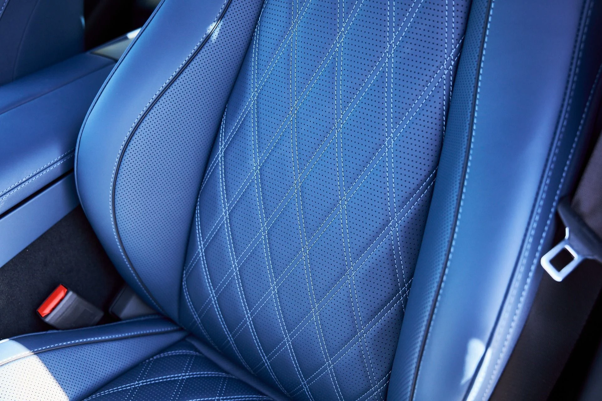 mph046_4095161653_Used_2026_Mercedes_Benz_GLS_Maybach_GLS_600_1770697624_5513e022e9