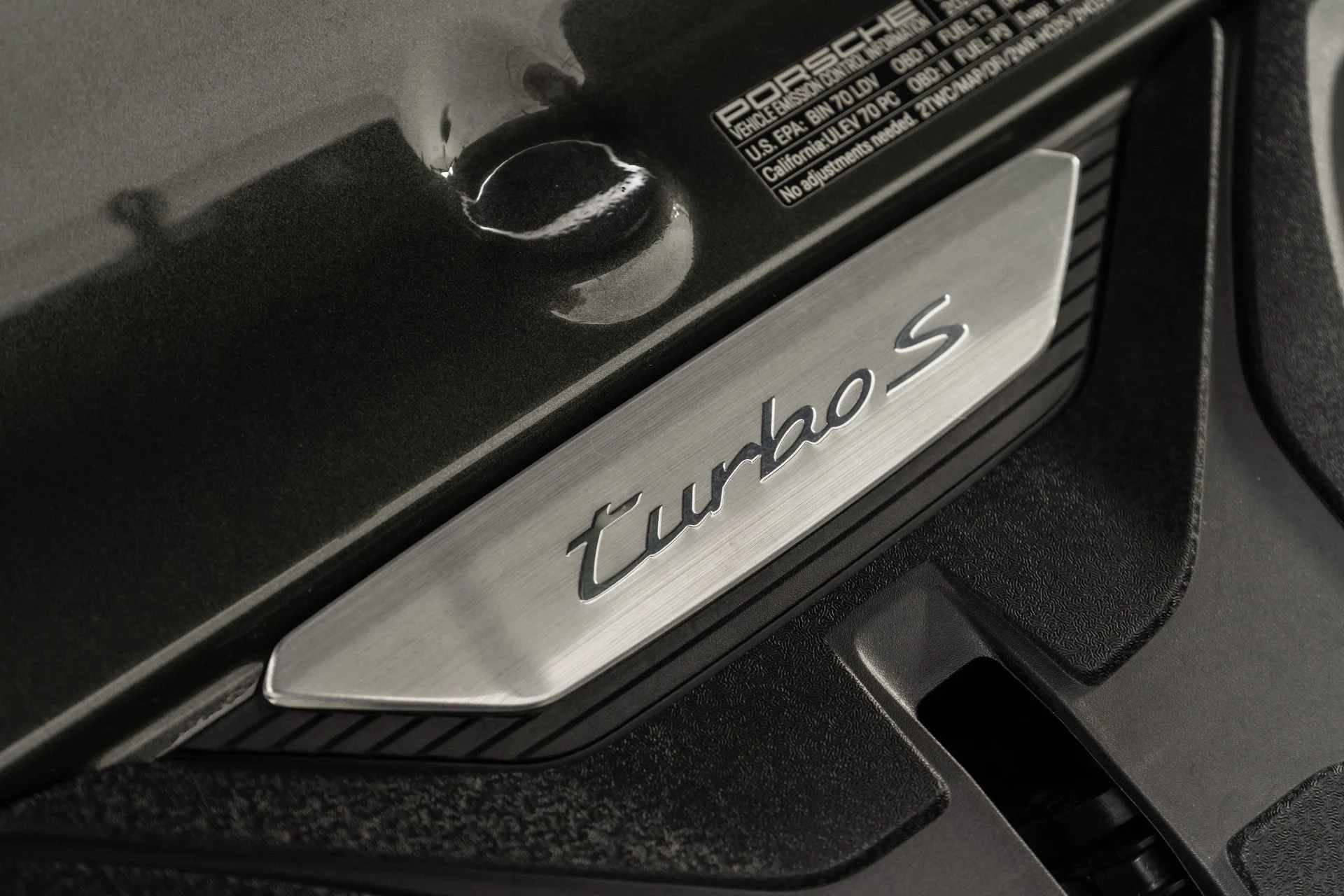 mph046_4102182029_Used_2022_Porsche_911_Turbo_S_1759528517_ddd9410fb7
