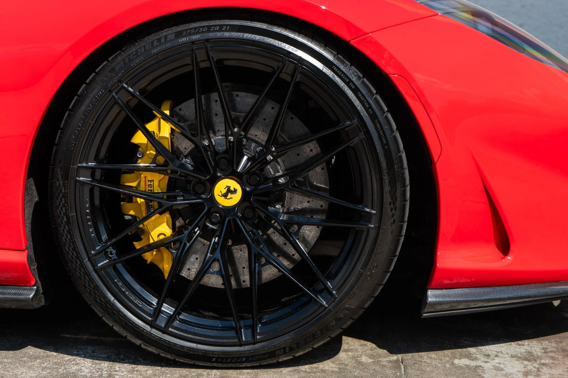 mph046_4124704213_Used_2019_Ferrari_812_Superfast_1789595110_b655f61685