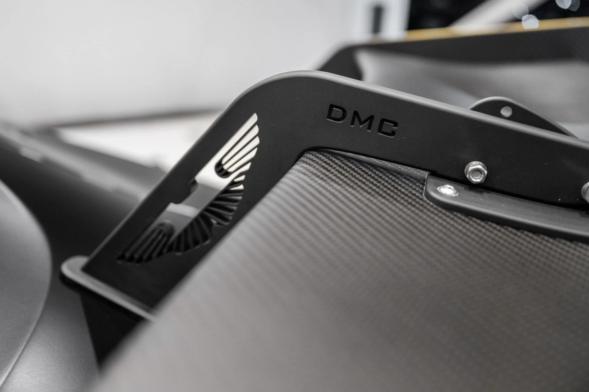 mph046_4124725051_Used_2019_Aston_Martin_Vantage_1765989078_c89d952a29