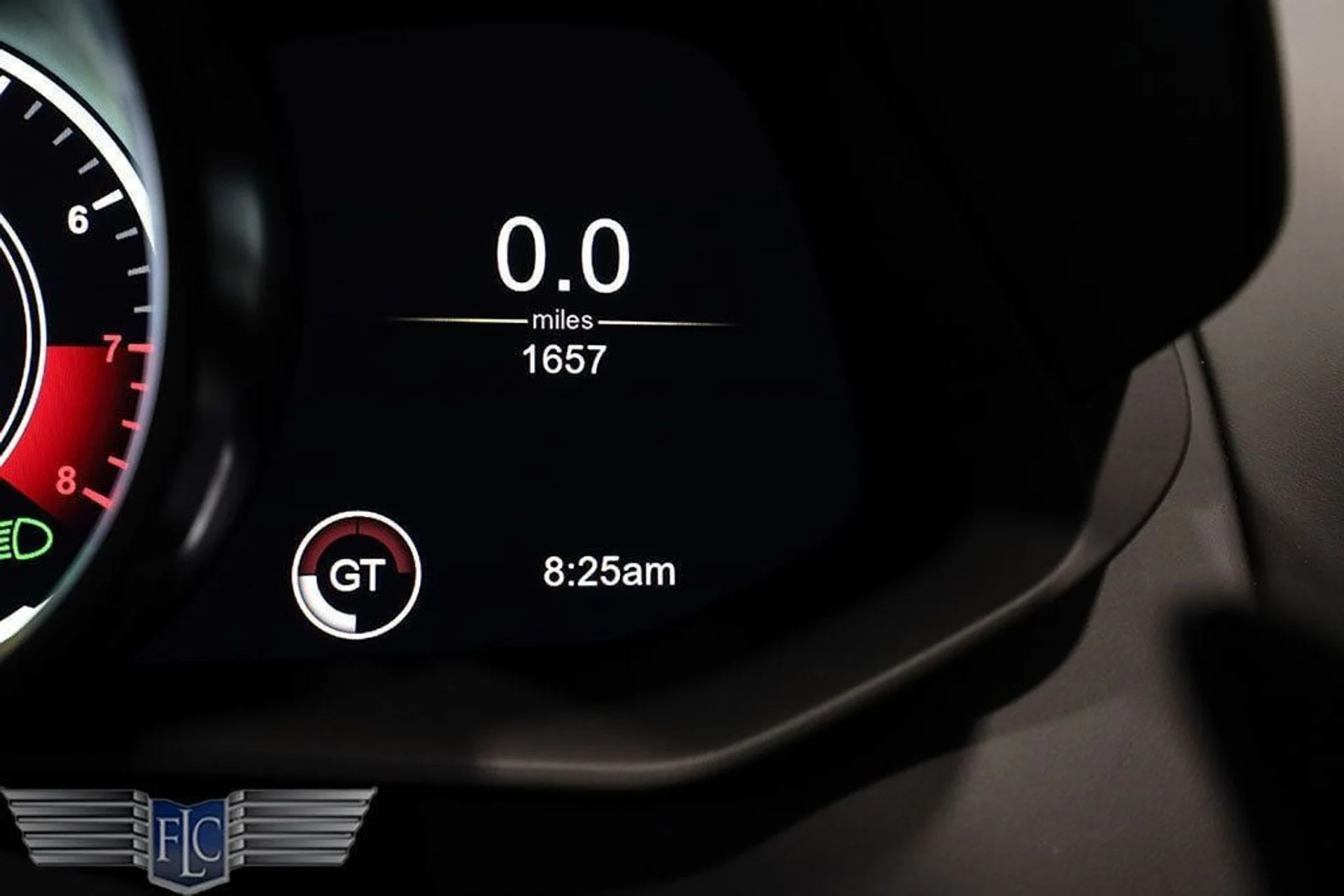 mph046_4160210866_used_2022_aston_martin_dbs_superleggeracoupe_9689_23016828_47_1024_1e4990e615