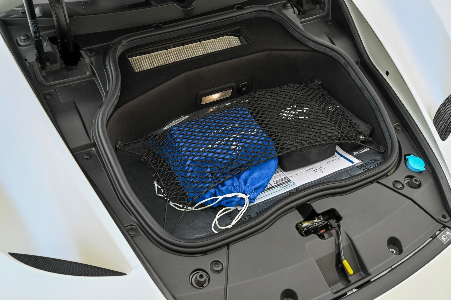 mph046_4165690284_Used_2022_Maserati_MC_20_1715696668_af7ccbbc75