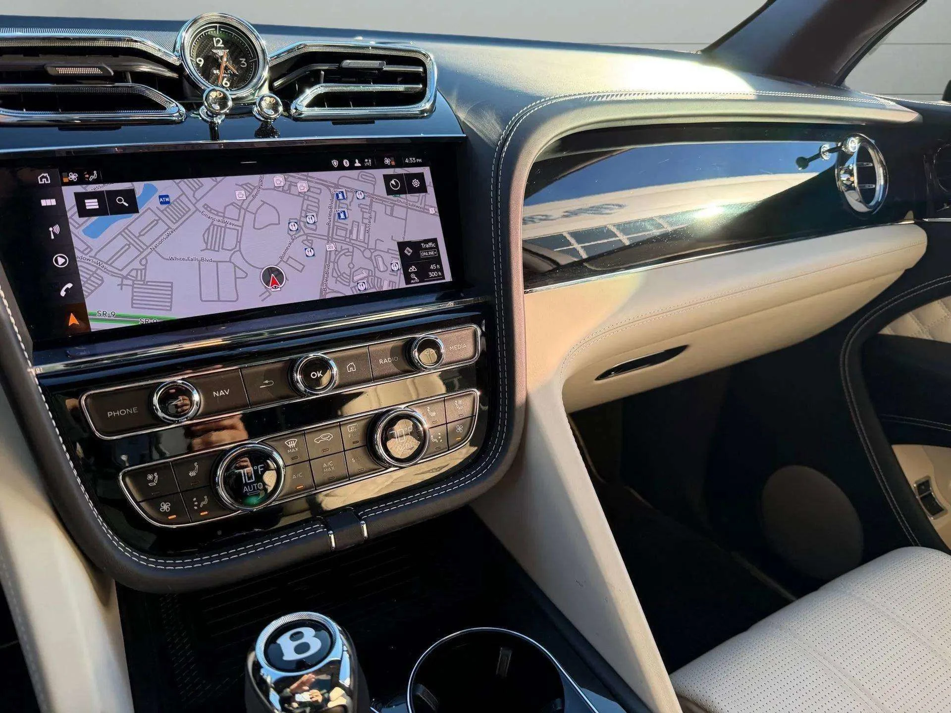 mph046_4197081911_d49c5ce723654bd4b0af8882dc41152e_301a9e2542