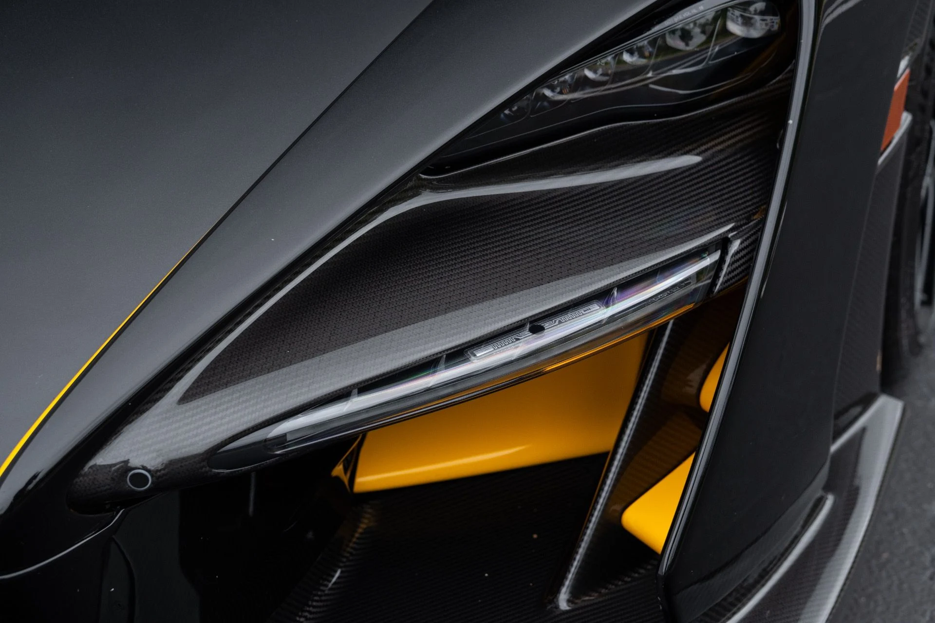 mph046_4220244735_Used_2019_Mc_Laren_Senna_1775186462_45abc544a7