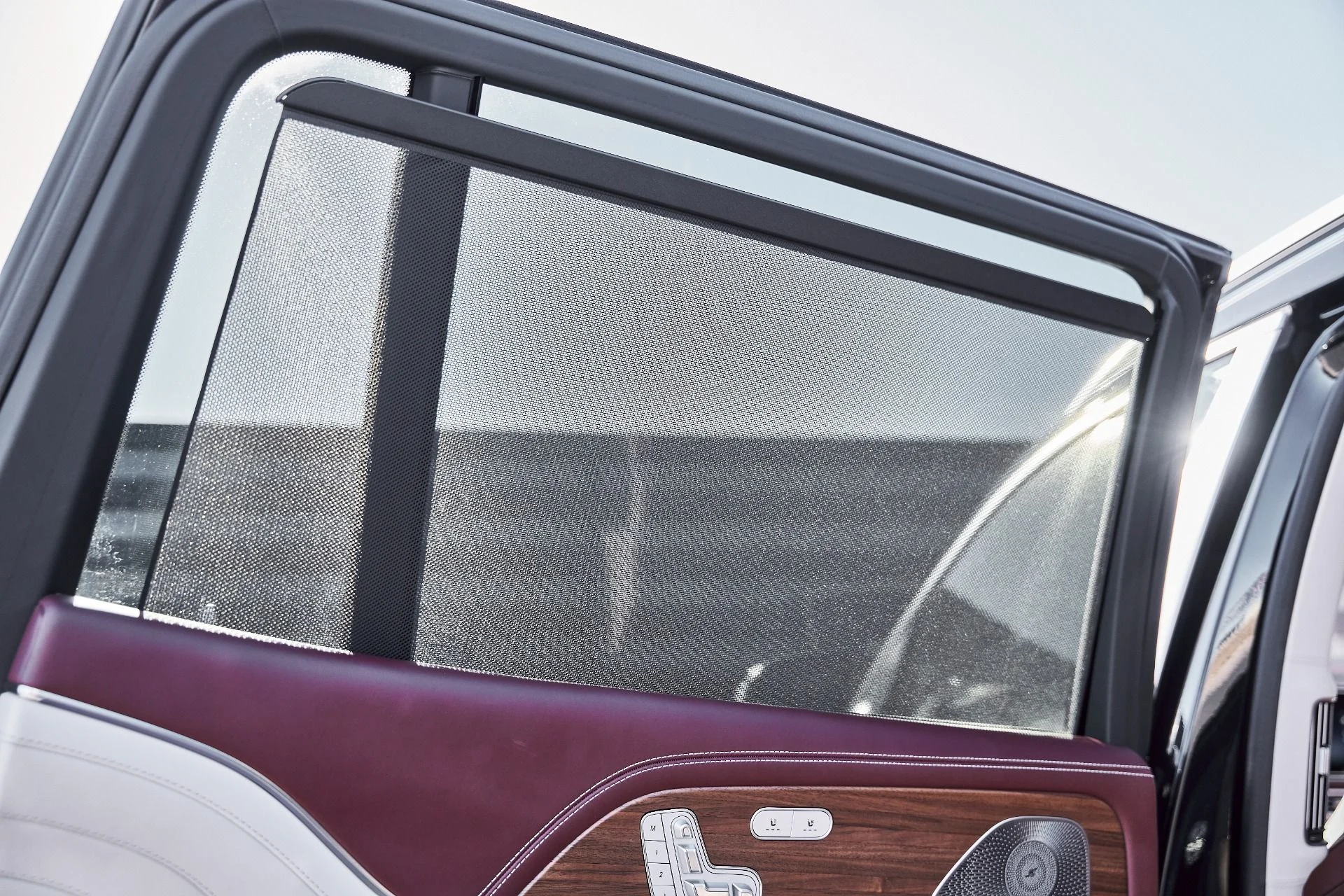 mph046_4225923517_Used_2024_Mercedes_Benz_GLS_Maybach_GLS_600_1776125677_900b6ec075