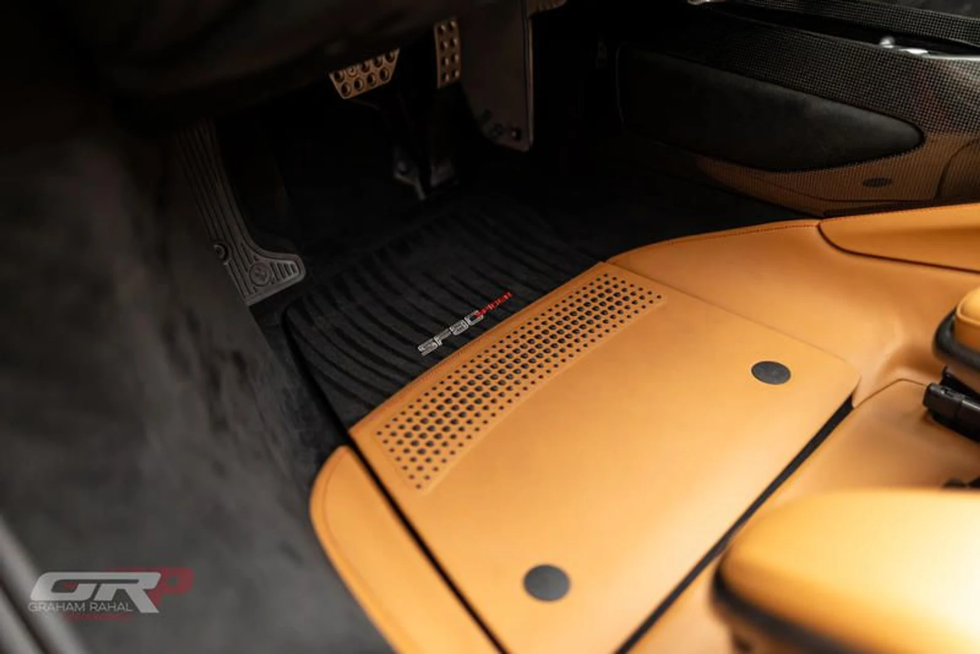 mph046_4231116729_6_A7_DA_40_D_A752_47_E9_AB_1_C_18_BF_6_E54_B513_df75dc6e6f