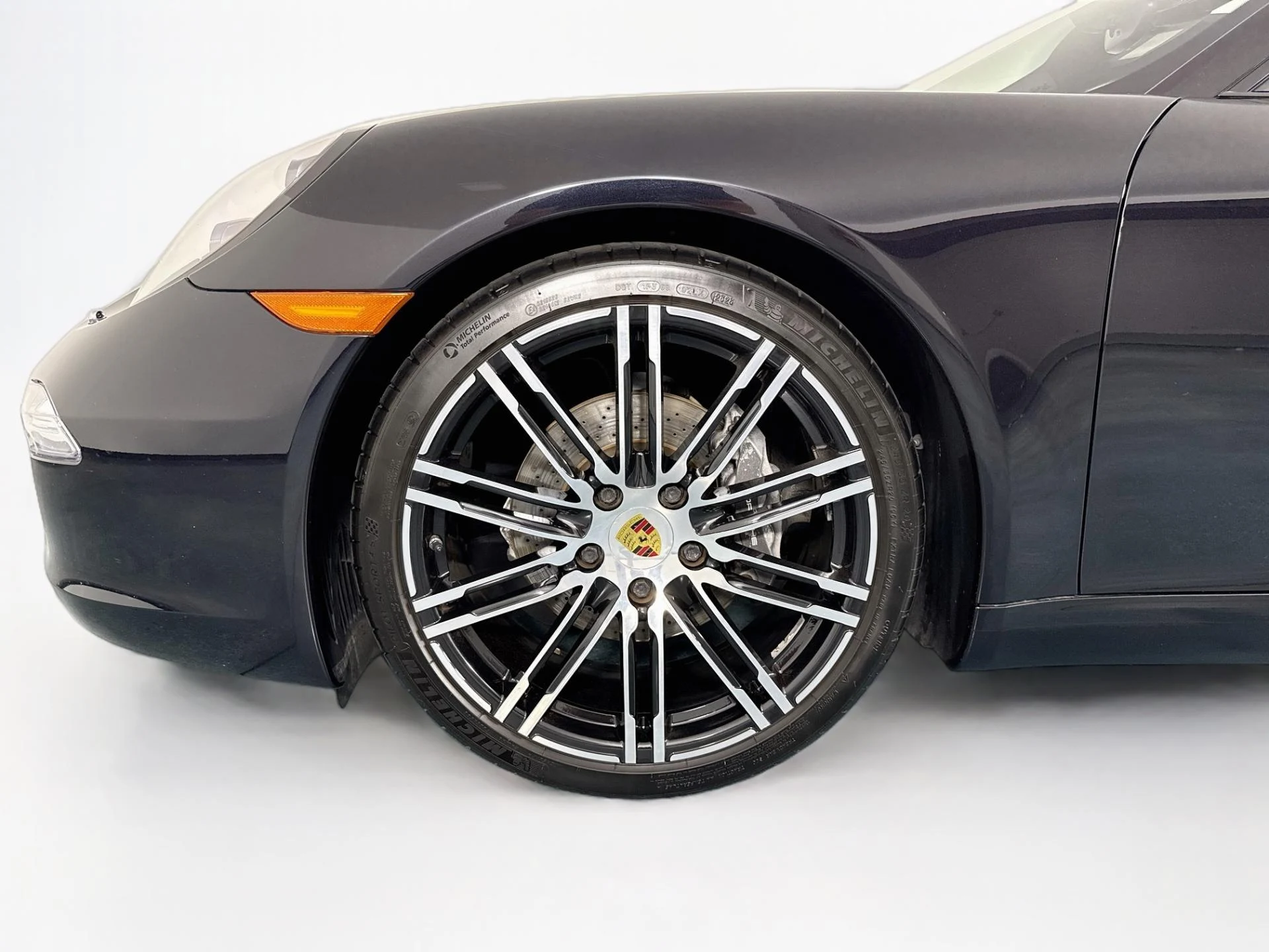 mph046_4234433102_Used_2016_Porsche_911_Carrera_Black_Edition_1791478377_fbbbd253f4
