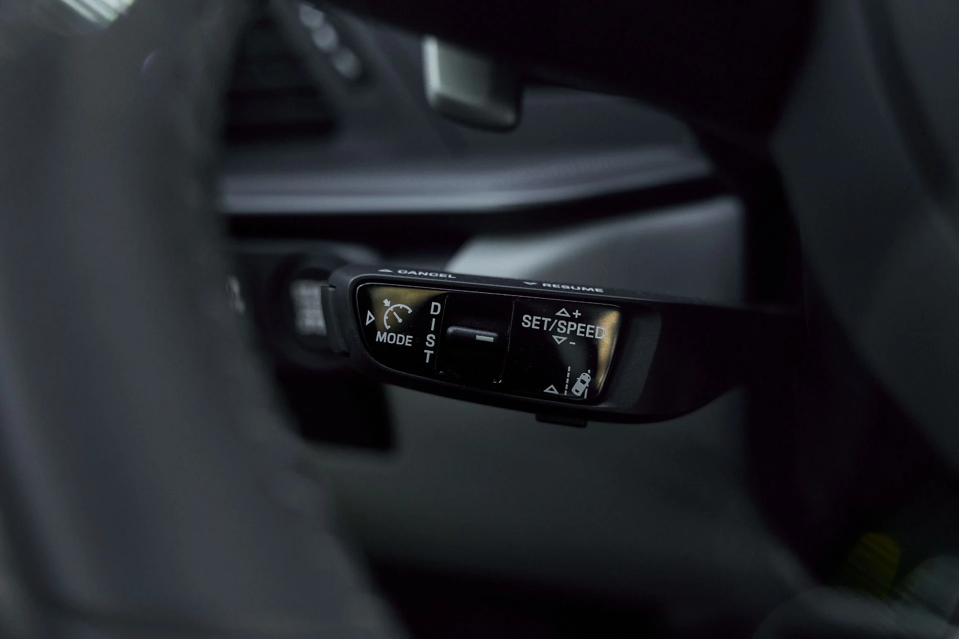 mph046_4244145206_Used_2025_Porsche_911_Carrera_1768012383_8fbf2883f9