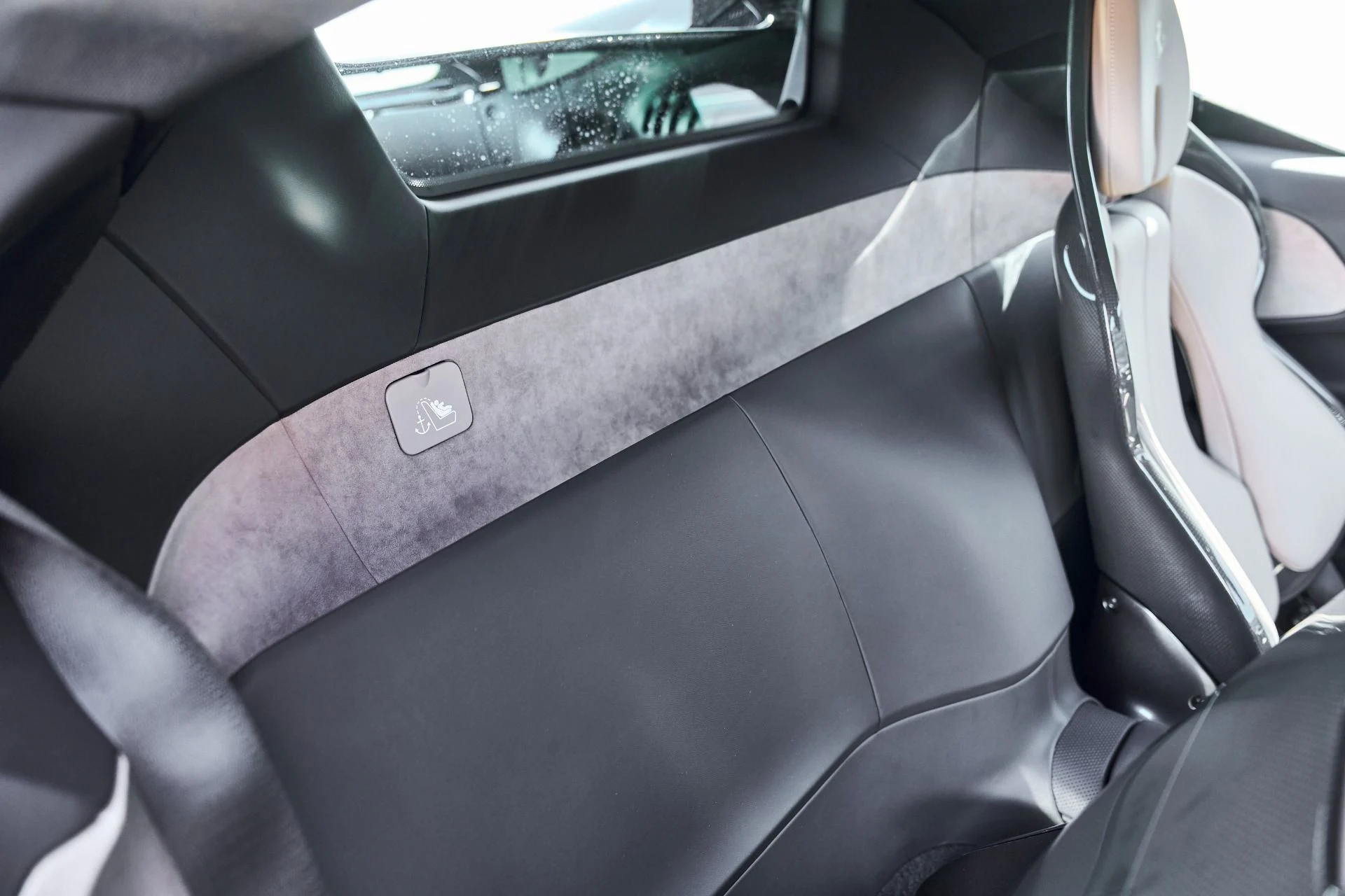 mph046_4256370430_Used_2023_Ferrari_SF_90_Stradale_Base_1771034662_98a2383319