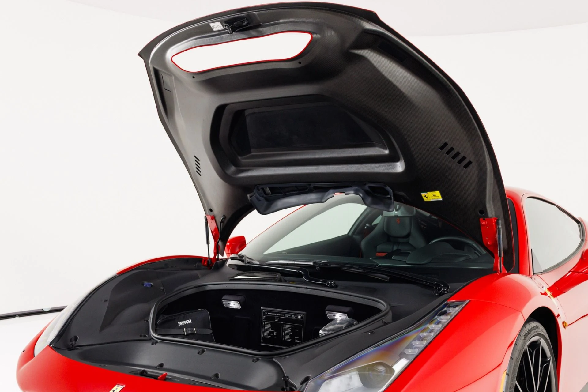 mph046_4269069781_Used_2019_Ferrari_488_Pista_1780072971_36ee6bf32d