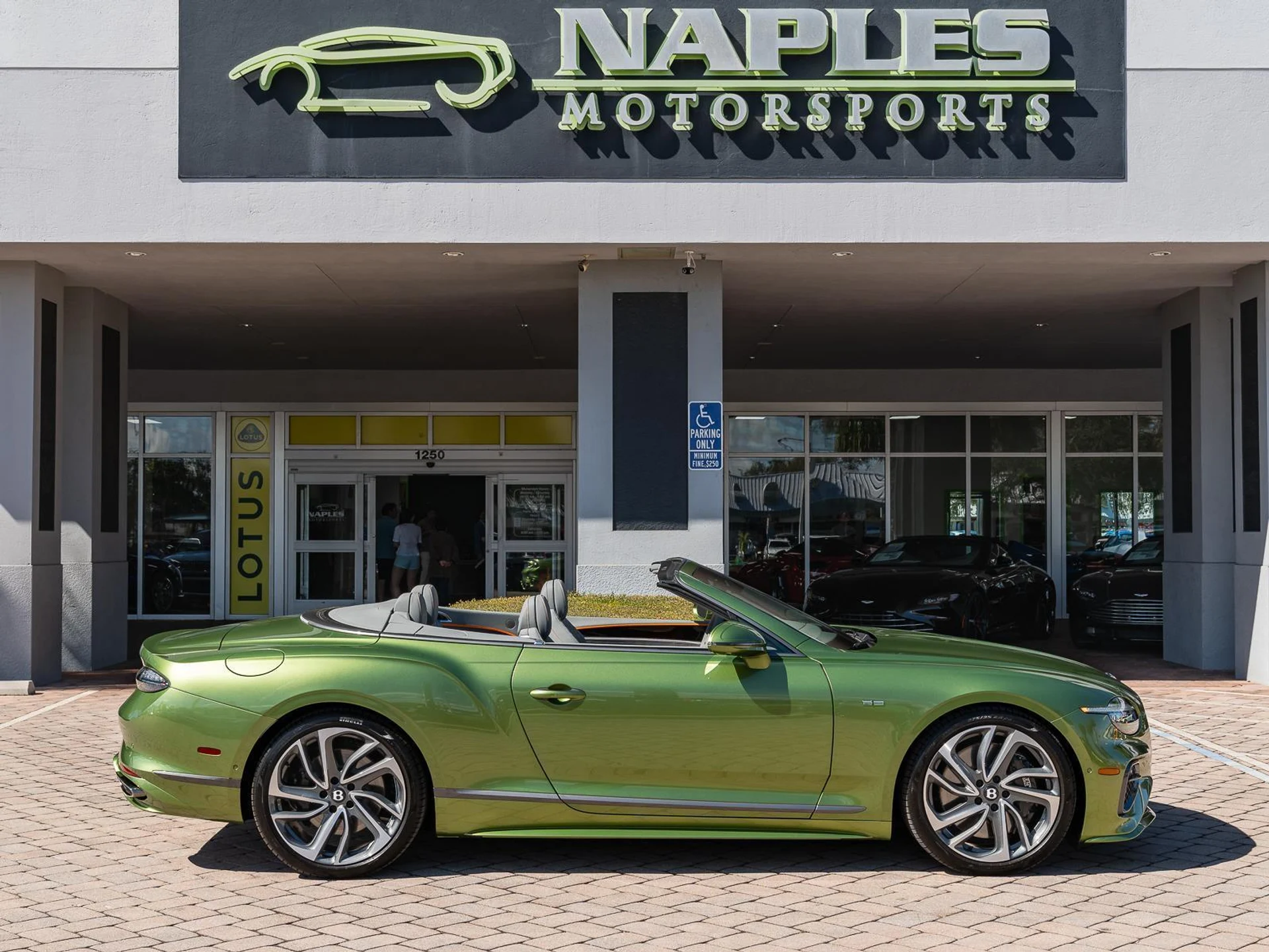 mph046_4285407265_Used_2025_Bentley_Continental_GT_Speed_1770806131_b84bc48fe8