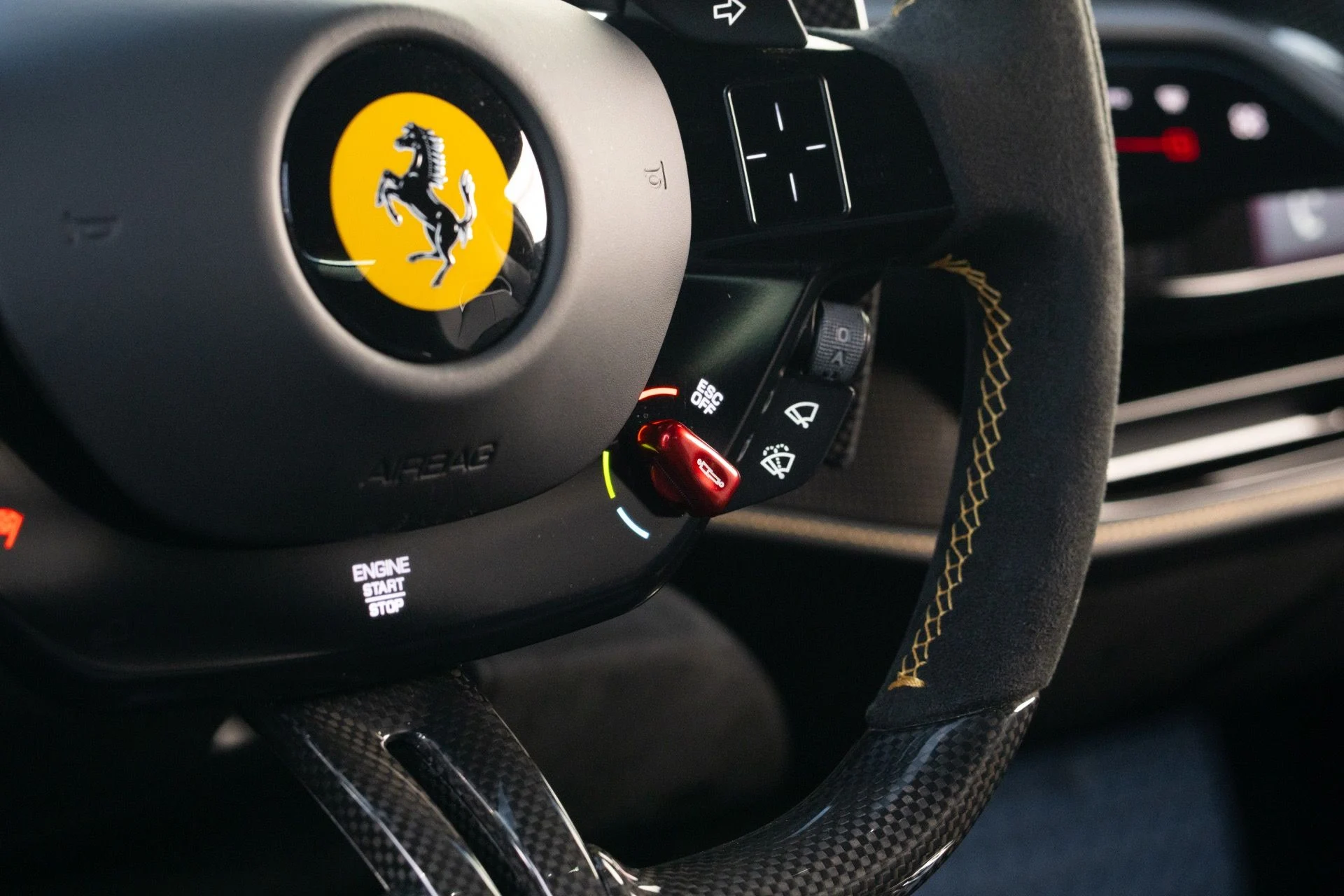 mph046_449607448_Used_2023_Ferrari_SF_90_Stradale_1780886537_0bff605546