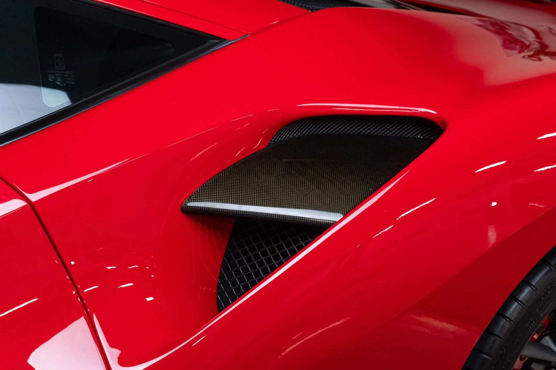 mph046_457137773_Used_2018_Ferrari_488_GTB_1785189078_97710b354b