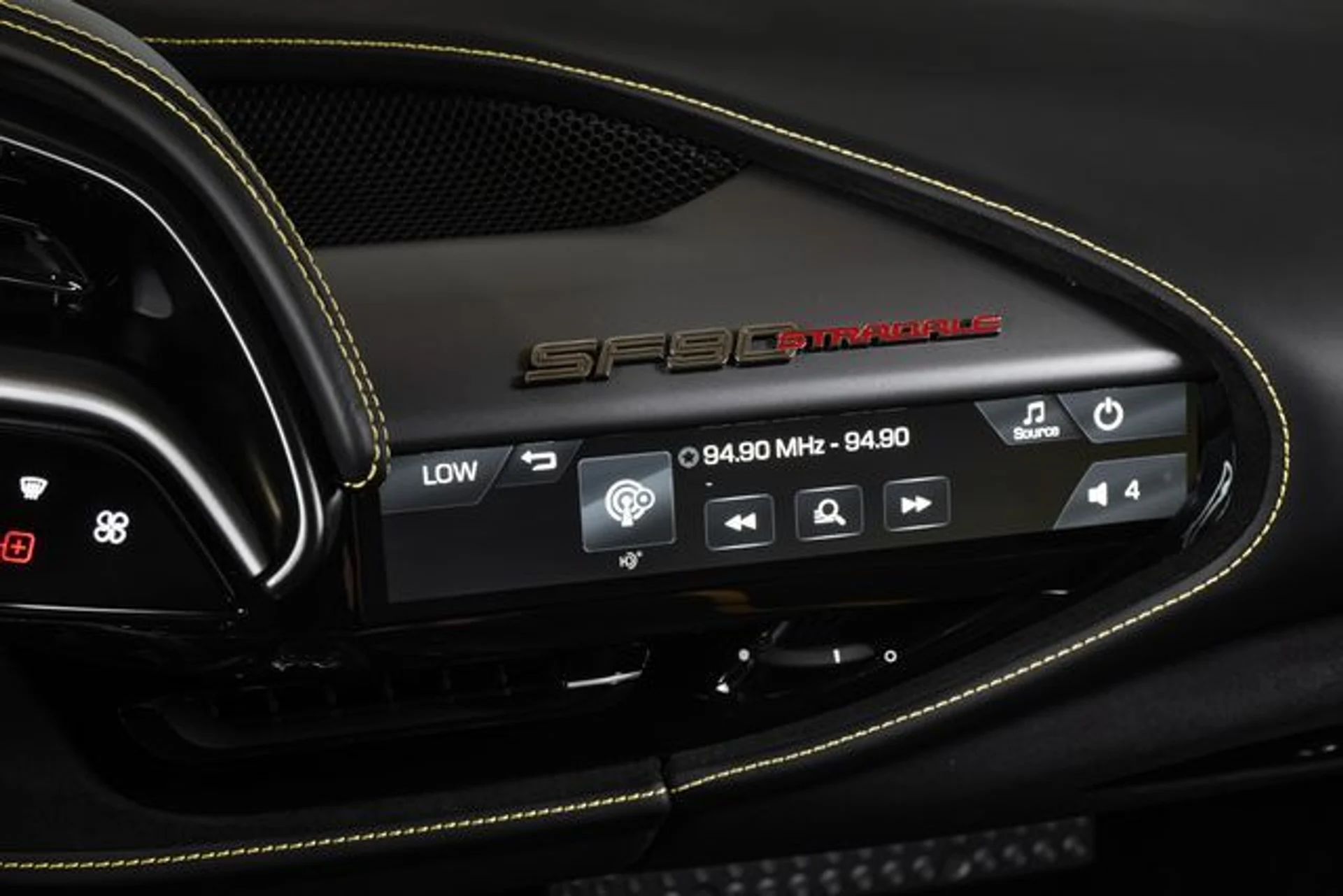 mph046_471288506_54a0210d85d4770ce1ce1156a6ce0bd5x_41b1e6ef53