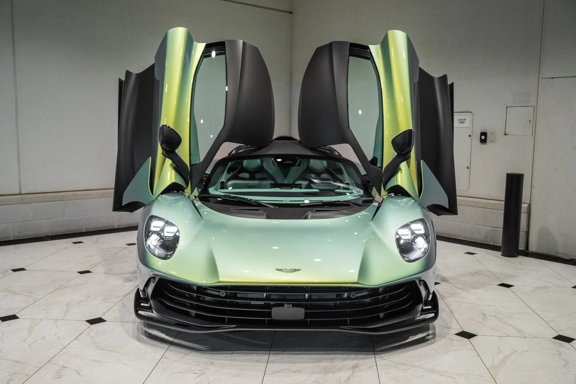 mph046_47560229_New_2026_Aston_Martin_Valhalla_1790437423_ef5ab93e1f