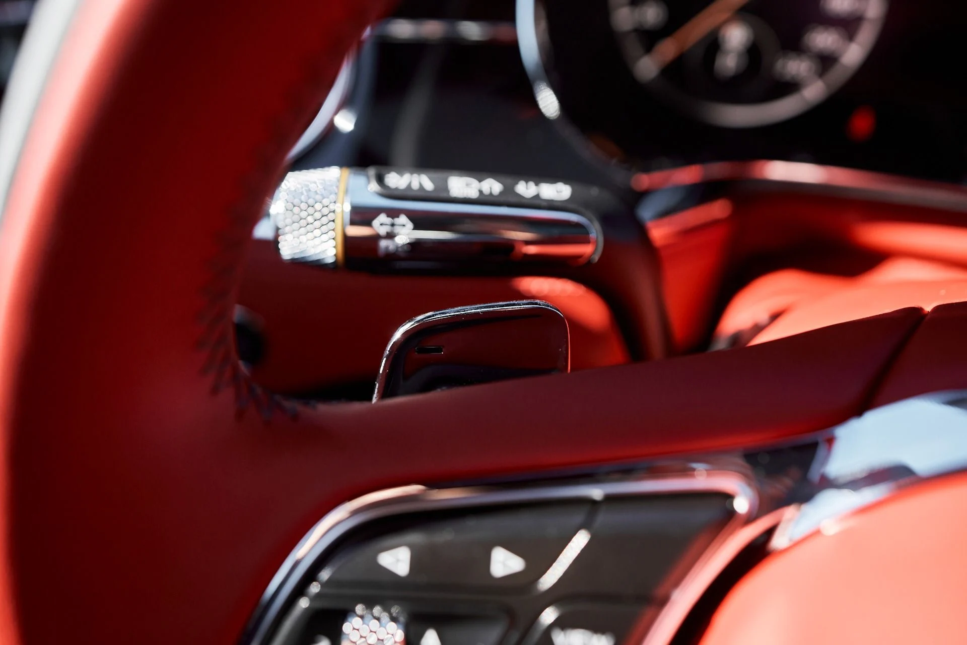 mph046_493042824_Used_2023_Bentley_Continental_GT_Azure_1764903625_82b7c4473a