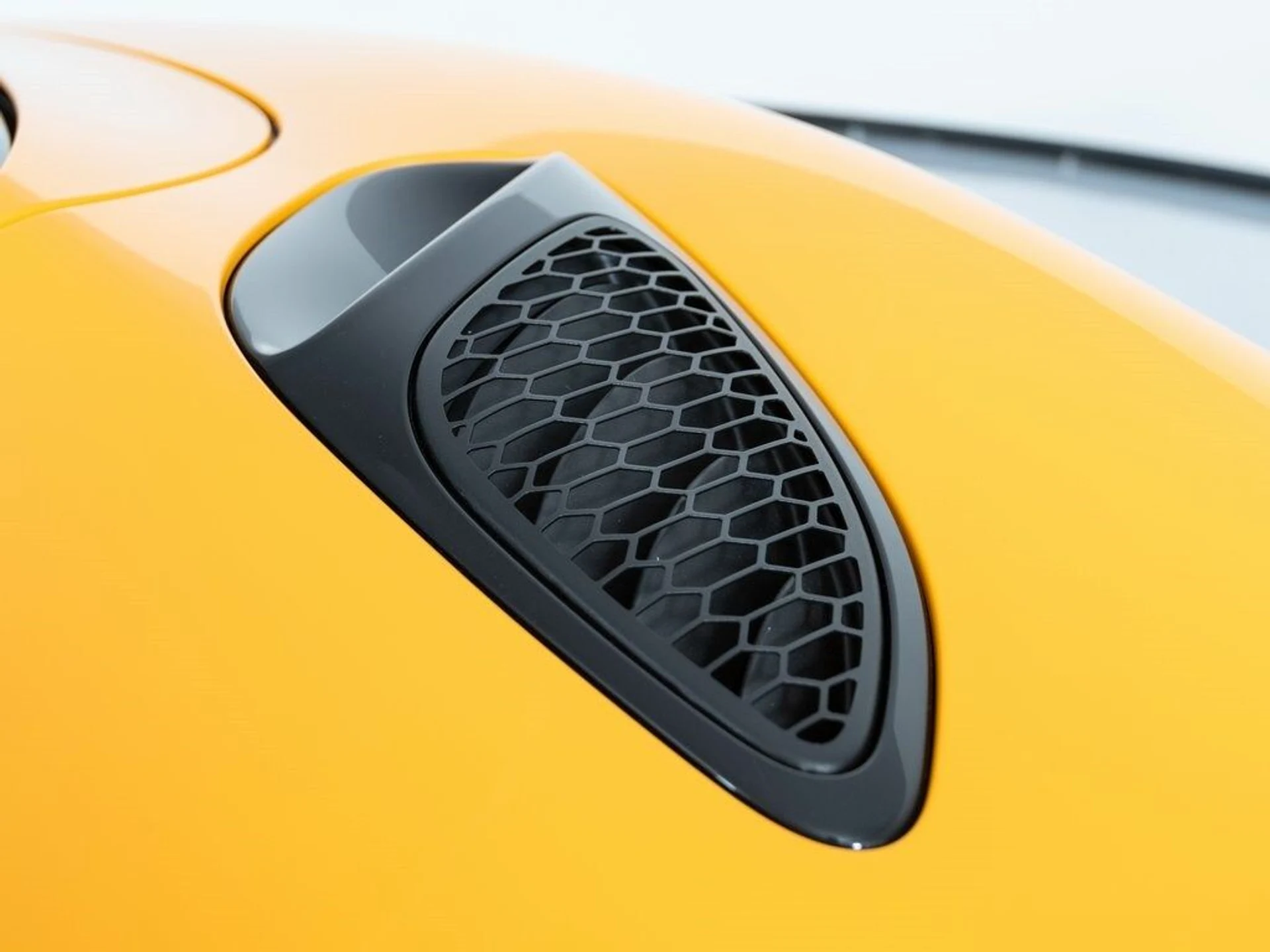 mph046_500231210_11ef69e85c452bb65964138a679ffe1ax_579c2de2f3