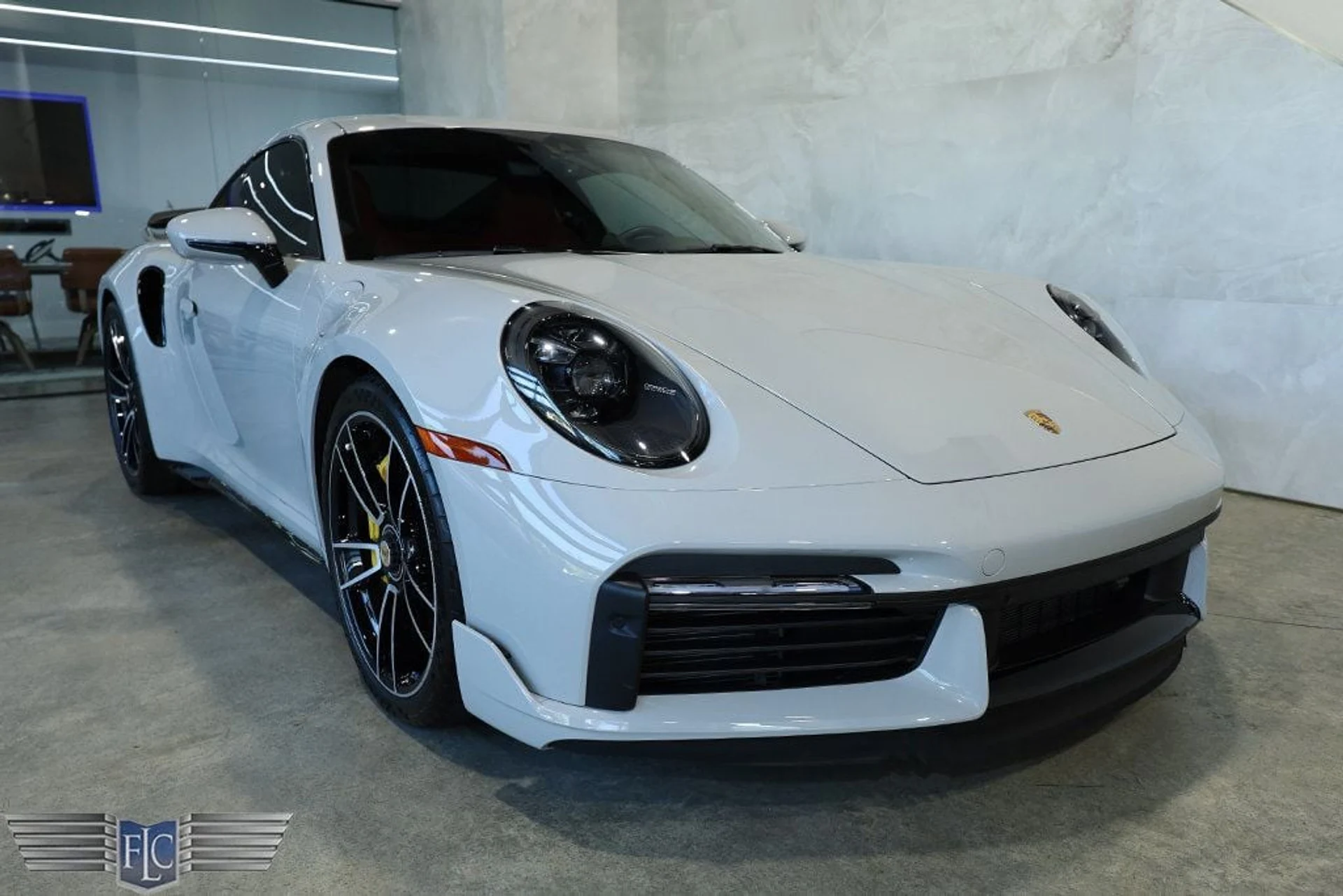 mph046_507721535_used_2024_porsche_911_turboscoupe_9689_22892492_47_1024_64c8b0dea5