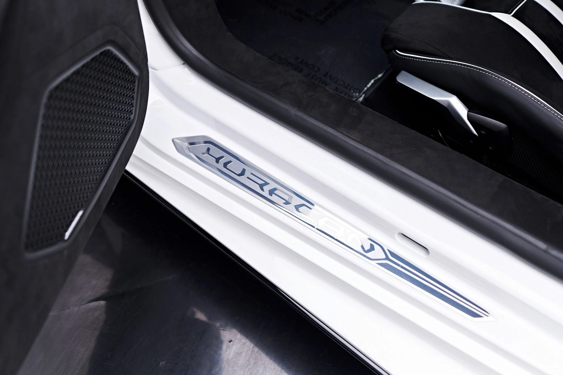 mph046_519518419_Used_2023_Lamborghini_Huracan_Tecnica_Base_1750384074_87d6c0ce74