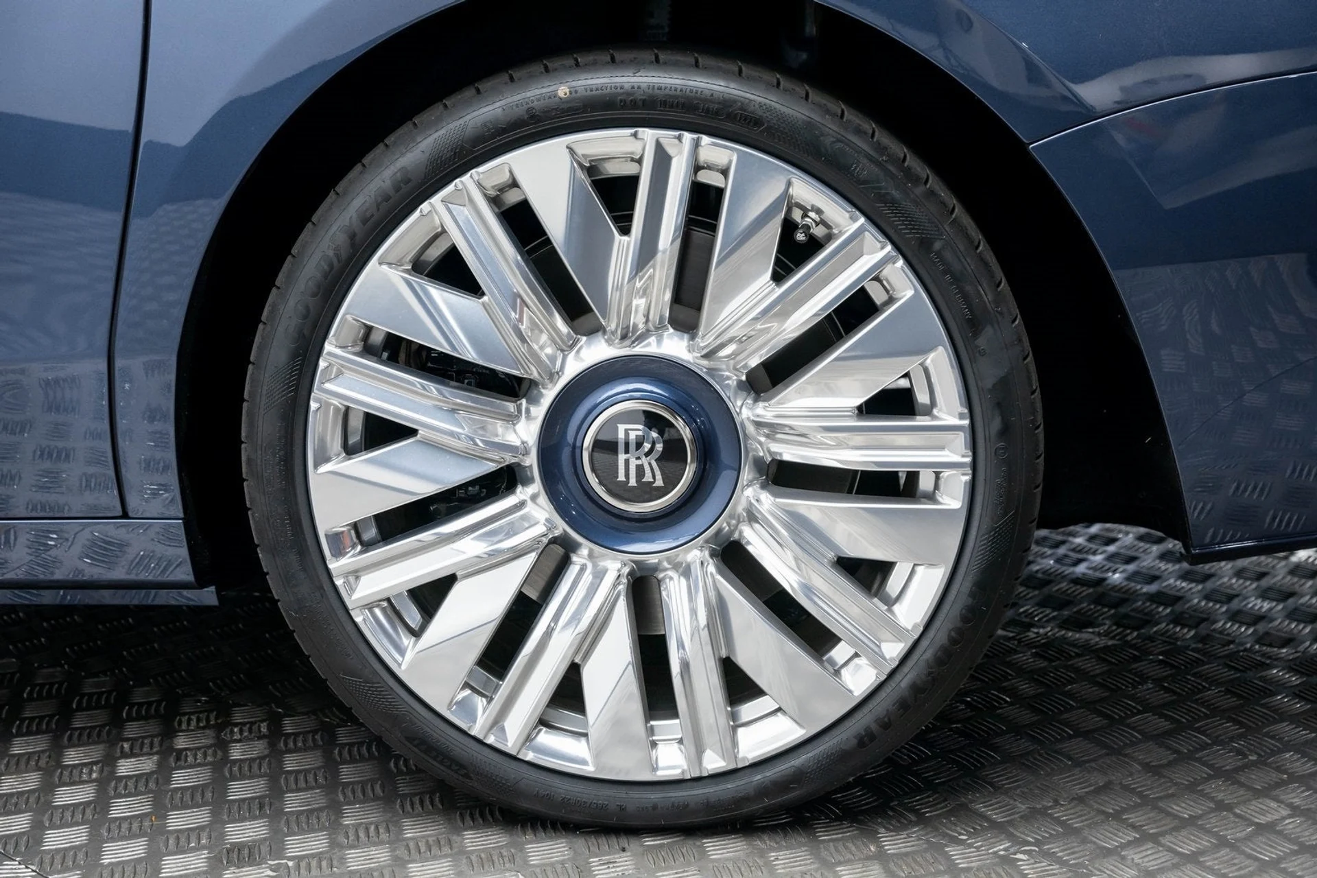 mph046_544075990_47_c5fb27c5dd